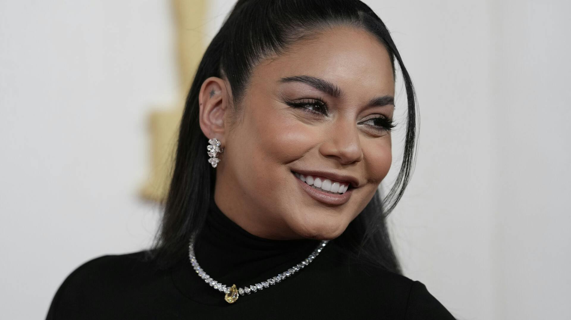 Vanessa Hudgens er blevet mor for første gang.