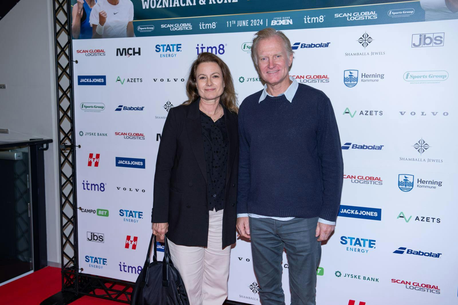 Ulrich Thomsen er gift med svenske Cathrine Ekehed.