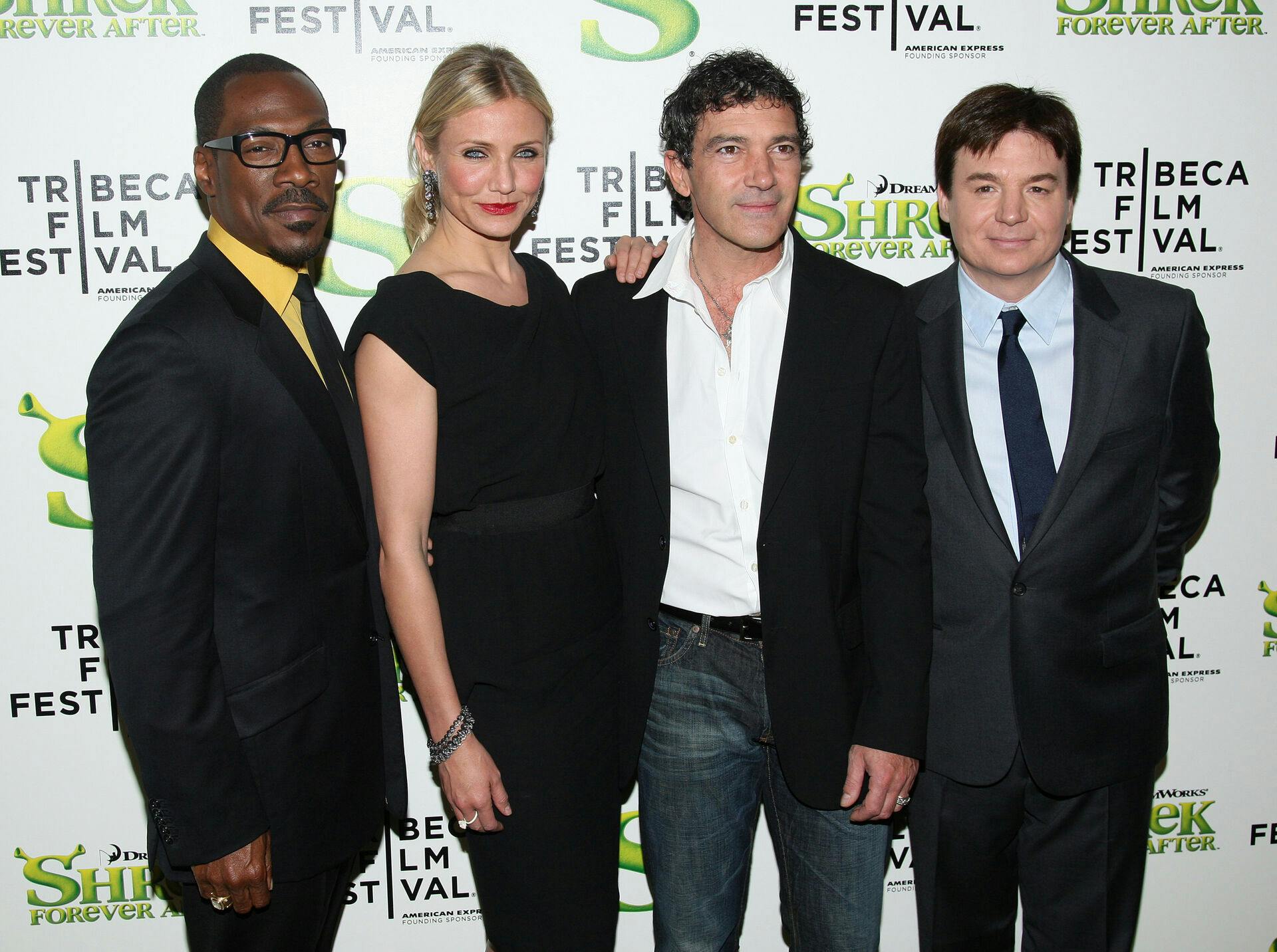 Eddie Murphy, Cameron Diaz, Antonio Banderas og Mike Myers var i 2010 sammen i "Shrek Forever After" (Shrek Den Lykkelige). Nu er tre af dem med sikkerhed tilbage i 5. udgave af den populære tegnefilm.