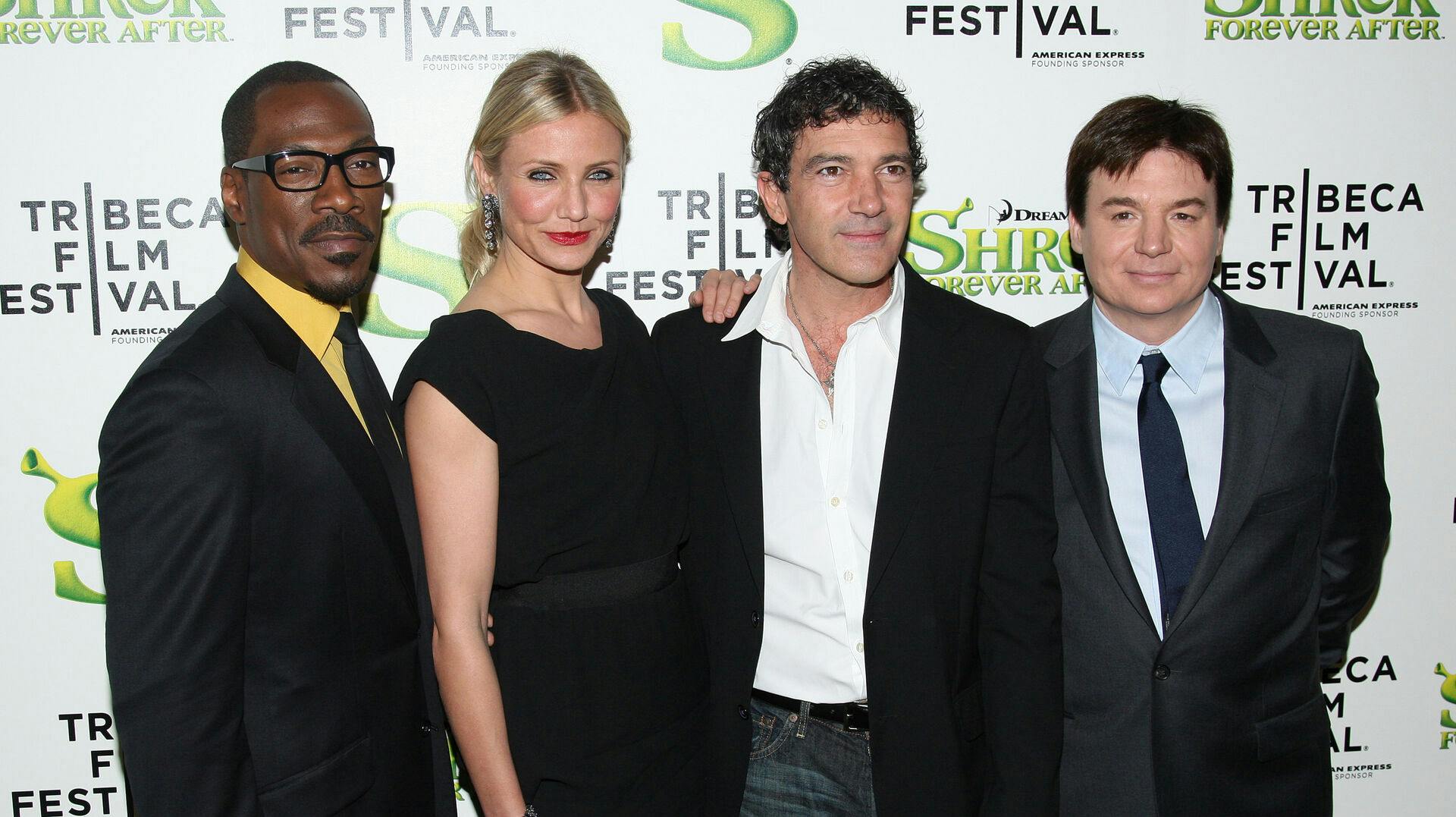 Eddie Murphy, Cameron Diaz, Antonio Banderas og Mike Myers var sidst sammen i 2010 i "Shrek Forever After" (Shrek Den Lykkelige). Nu er tre af dem med sikkerhed tilbage i 5. udgave af den populære tegnefilm.