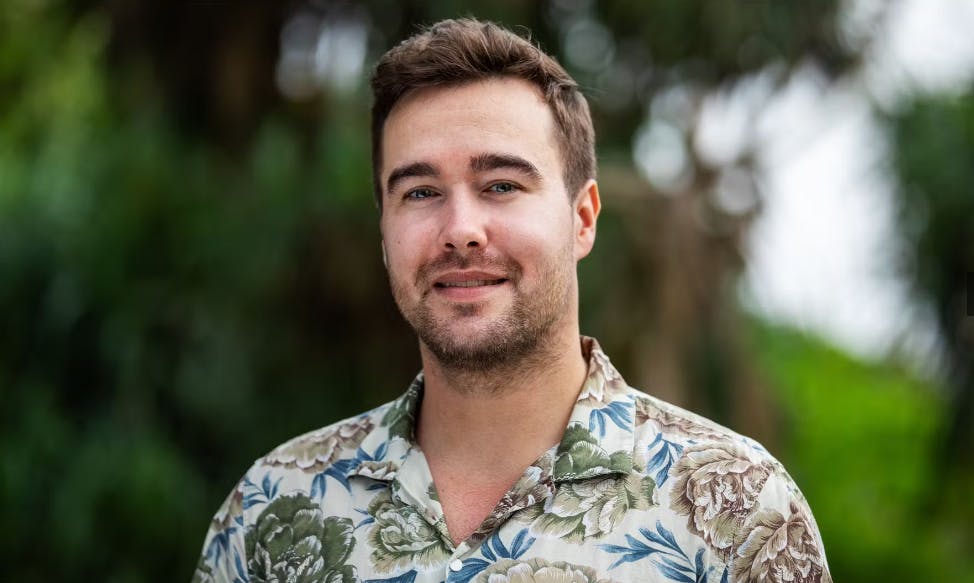 - Jeg har ikke følt mig klar til at date, men nu er jeg klar til at date igen. Jeg har ikke haft lyst til at starte en relation, mens programmet kørte, siger Steven Corell.