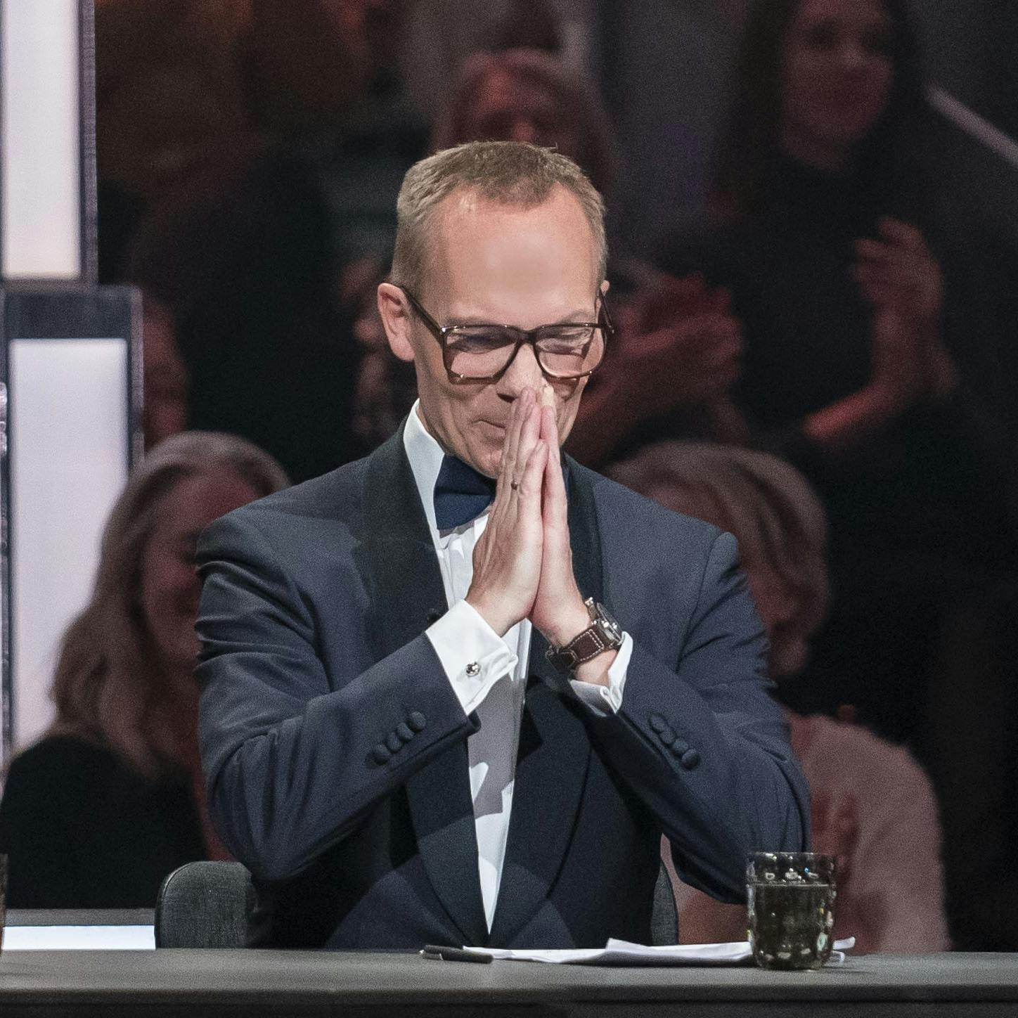 OPGAVE: VMD FINALENMarianne Eihilt, , Nikolaj Hübbe, Jens Werner og Anne Laxholm og Britt BendixenDATO: 20211126STED: VMD studiet, VermundsgadeJOURNALIST: Helle, Karina, Nikolaj, NicklasFOTOGRAF: Hanne Juul