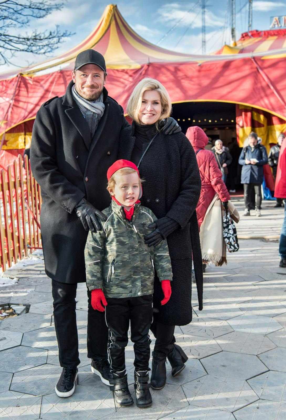 I dag danner Anette Toftgaard par med skuespiller Jens Jacob Tychsen, hvem hun også har sønnen Louis med.