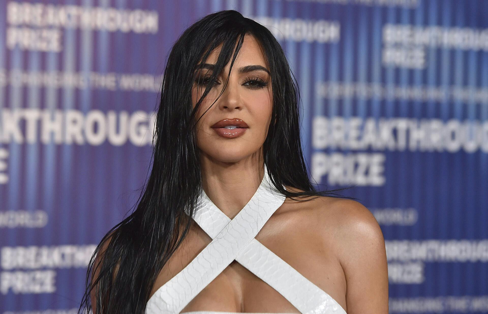 Kim Kardashian er villig til at prøve mange ting for at bevare sit smukke ydre.