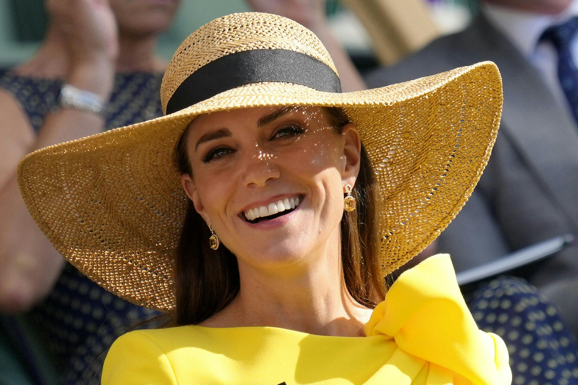 Også tidligere på ugen dukkede Kate op til den meget prestigefyldte tennisturnering.