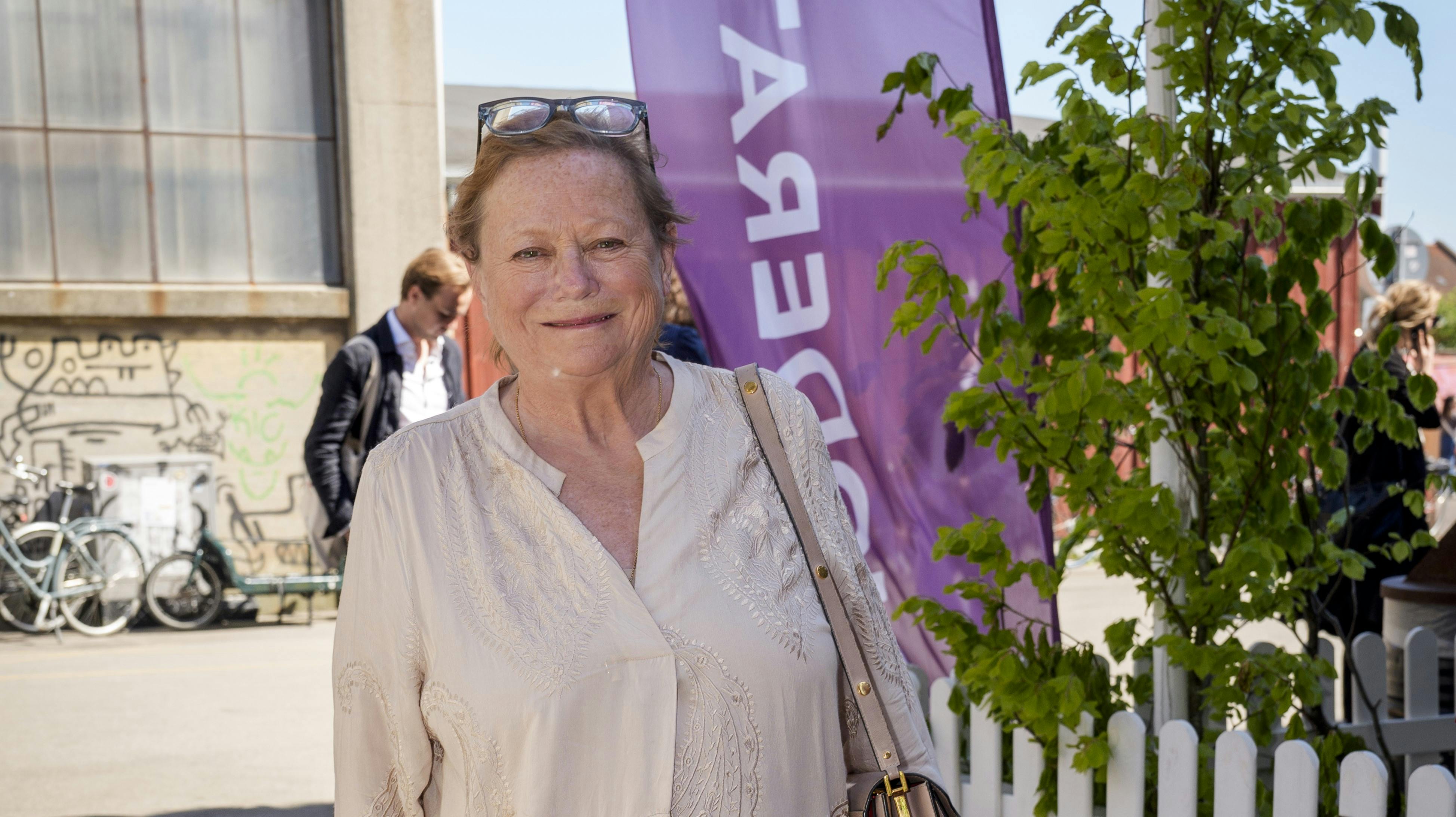Lisbet Dahl fortæller i "Go' morgen Danmark", at hun er blevet opereret i hjertet. Alt er heldigvis gået godt, og derfor håber hun også på at vende tilbage til scenen.