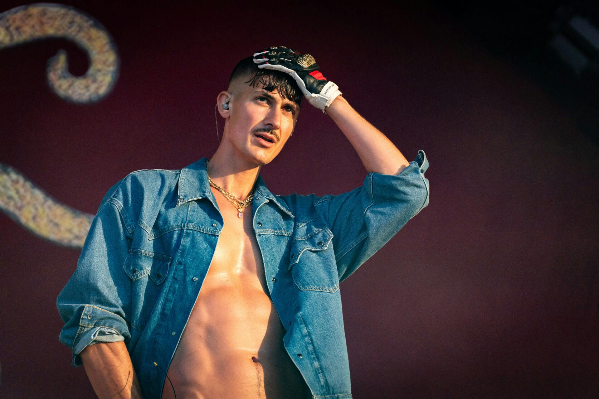 Tobias Rahim optræder til Grøn Koncert i Øresundsparken i Tårnby torsdag den 18. juli 2024. (Foto: Emil Nicolai Helms/Ritzau Scanpix)