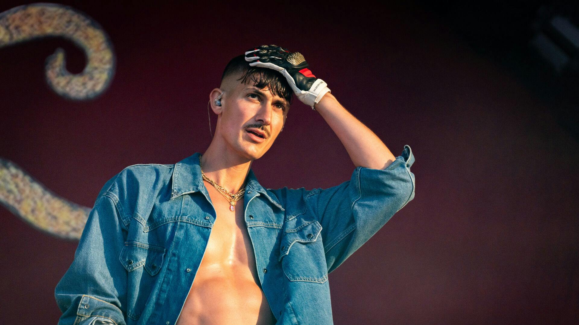 Tobias Rahim optræder til Grøn Koncert i Øresundsparken i Tårnby torsdag den 18. juli 2024. (Foto: Emil Nicolai Helms/Ritzau Scanpix)