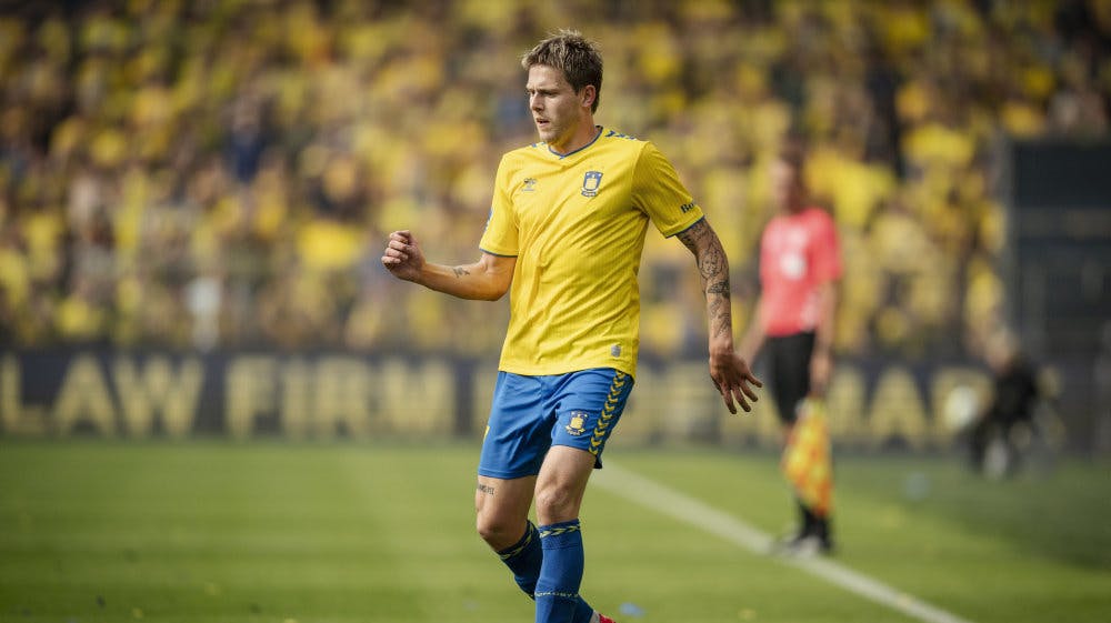 Nicolai Vallys har pådraget sig en mindre skade, der holder ham ude mod Viborg. (Arkivfoto). 