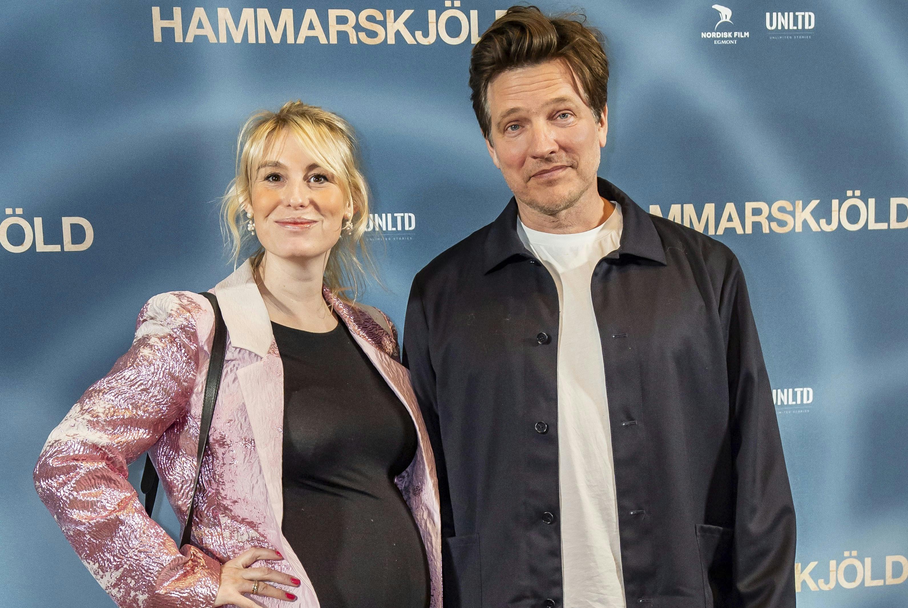 Thomas Vinterberg og Helene Reingaard Neumann er blevet forældre til en lille pige.