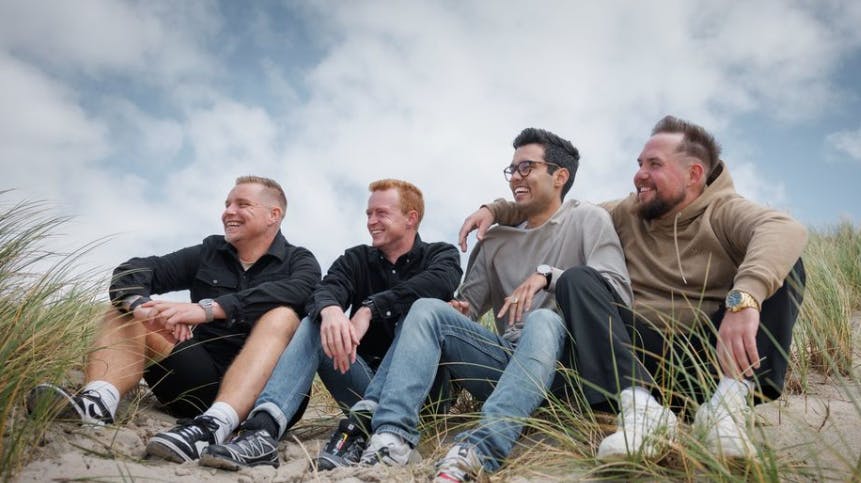 Mads, Thomas M., Thomas G. og Jonas er de nye hovedpersoner i "Kærlighed hvor kragerne vender". Nu kan du melde dig til at date en eller flere af dem i sæson seks af TV 2-programmet.