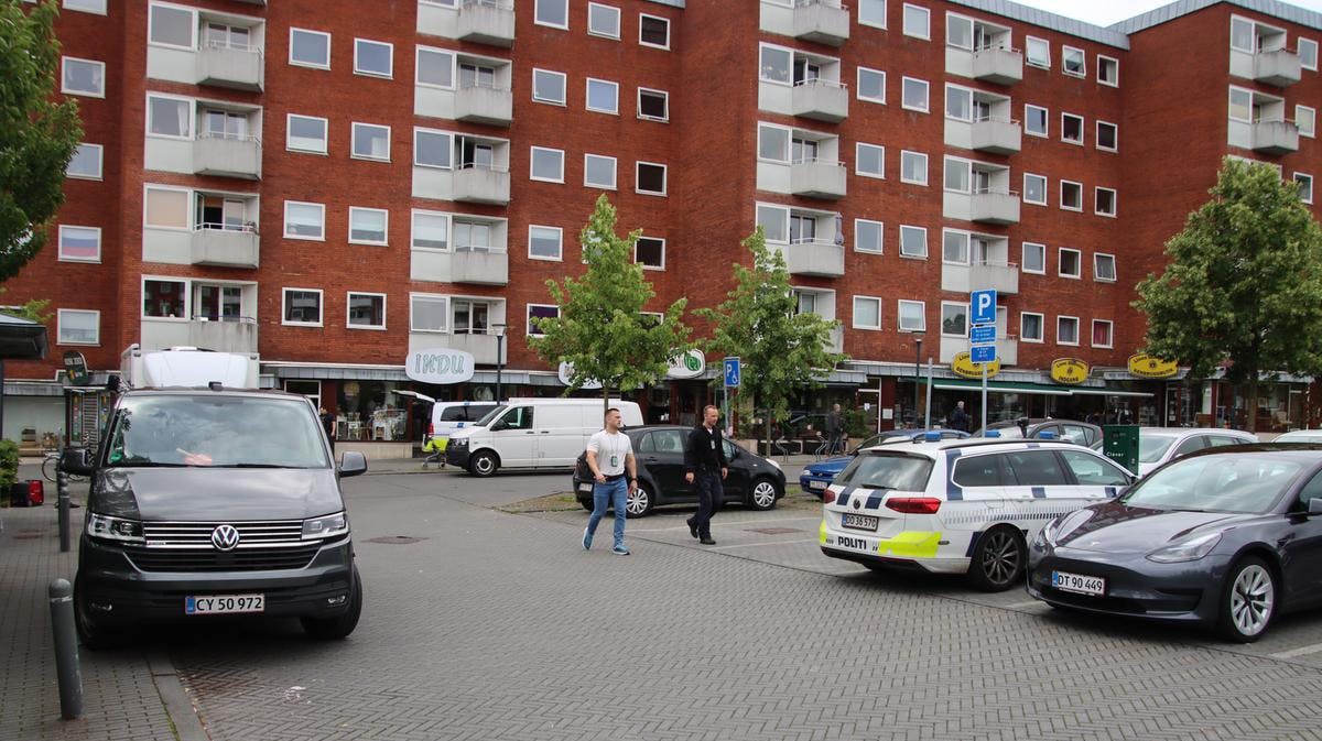 Politiet efterforsker nu, hvad de mener er en tragisk ulykke.