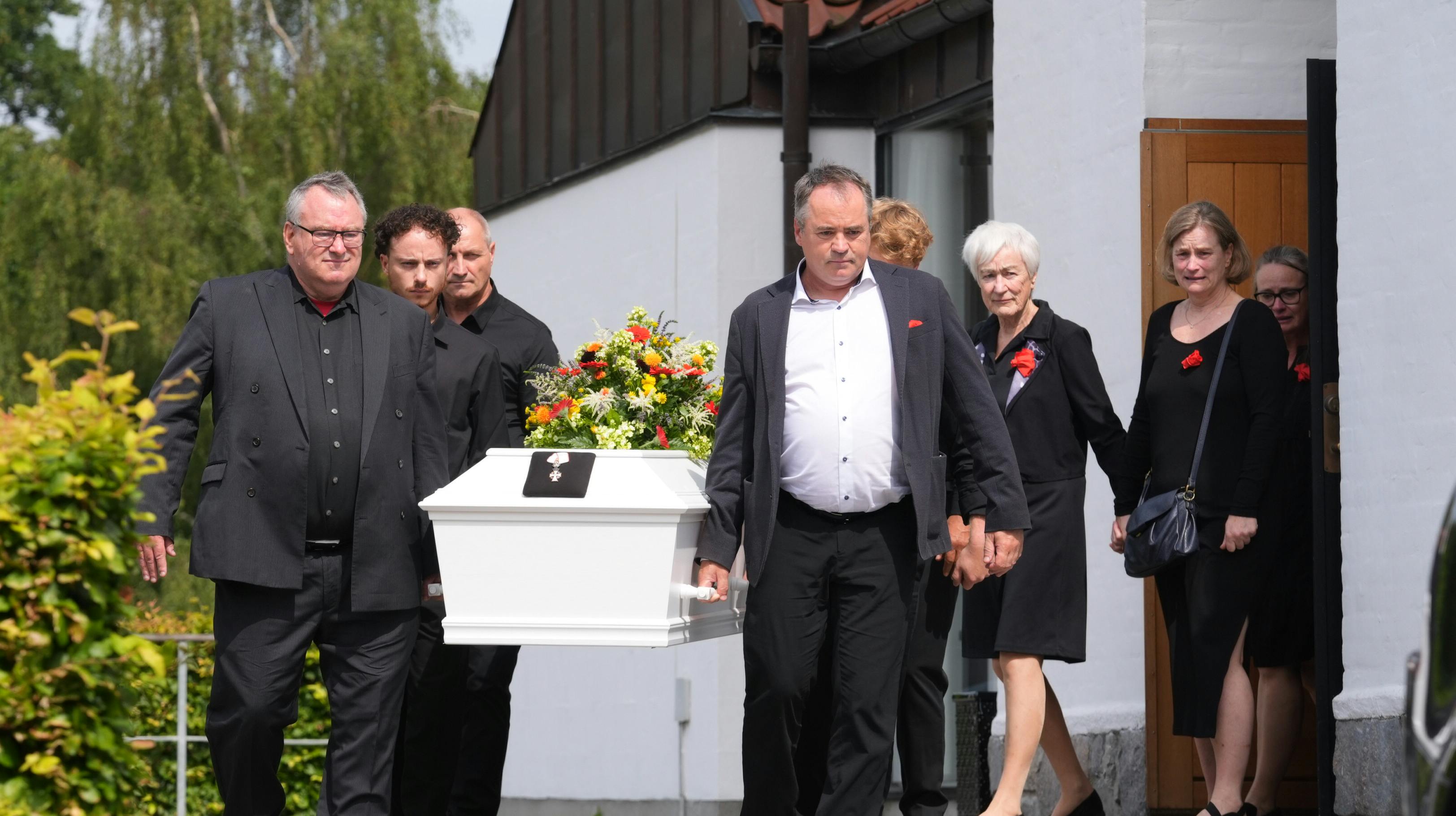 Henrik Voldborg bisættes.