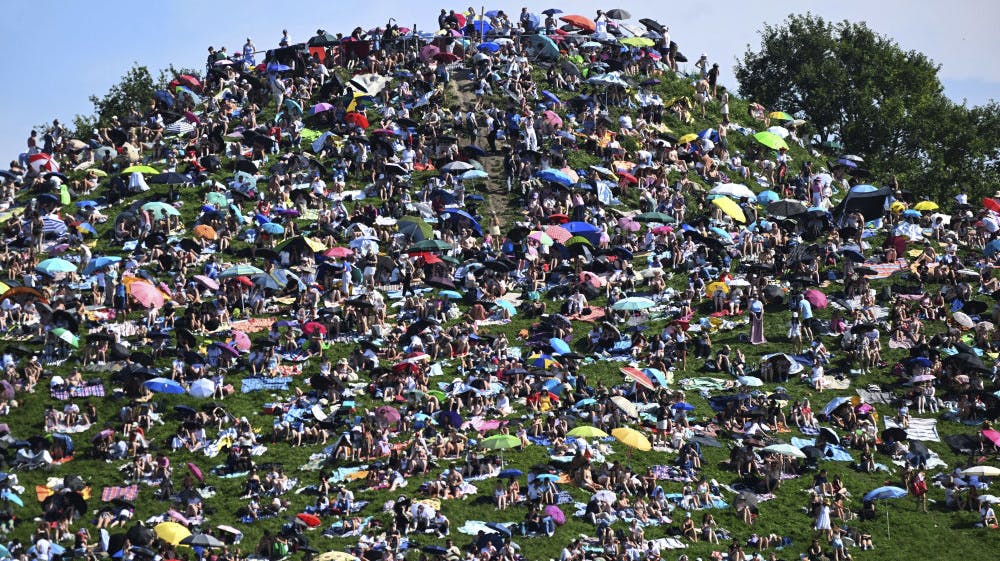 Den begyndte i marts sidste år og varer året ud.