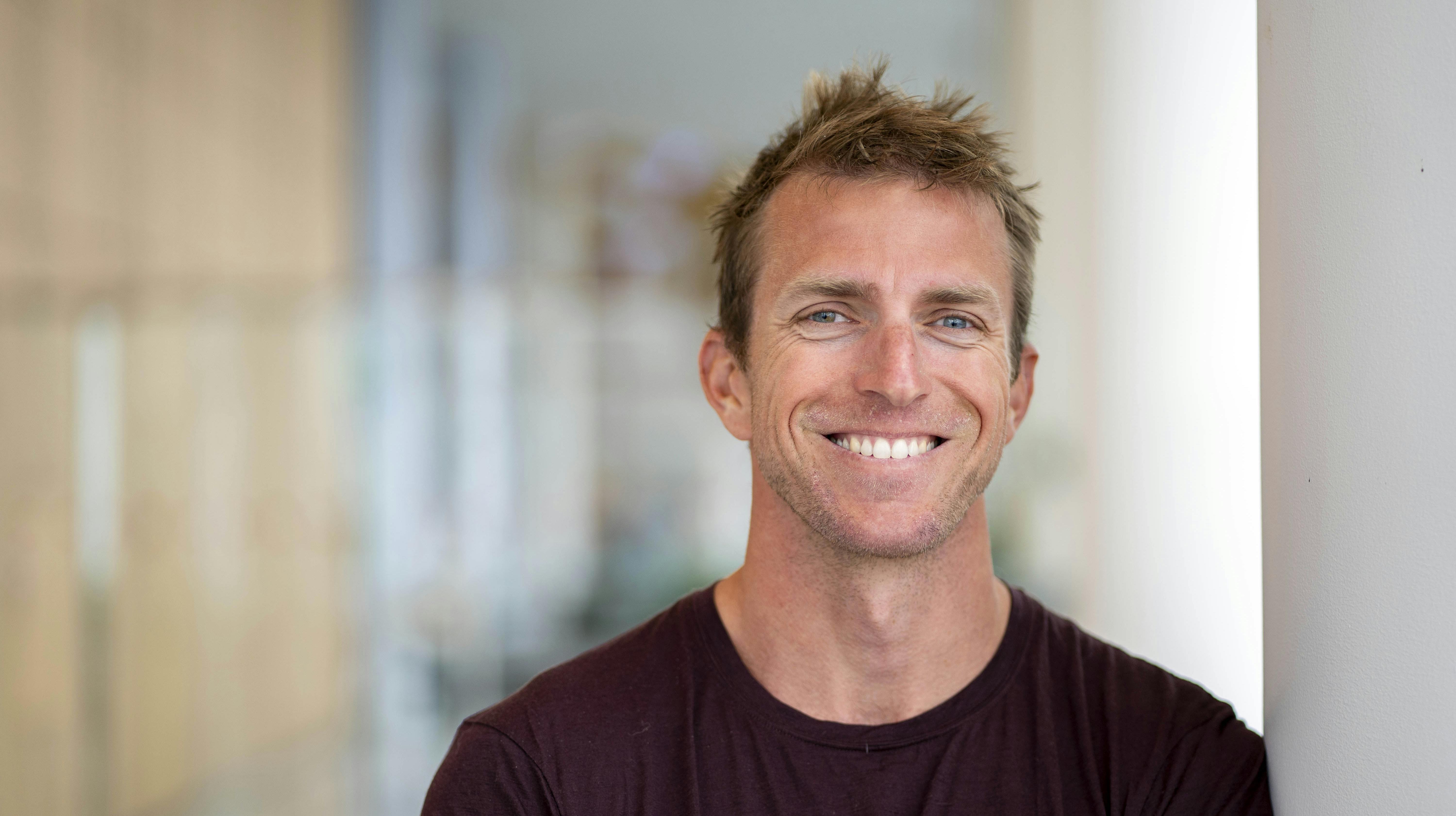 Rene Holten er taget hjem til familien. 