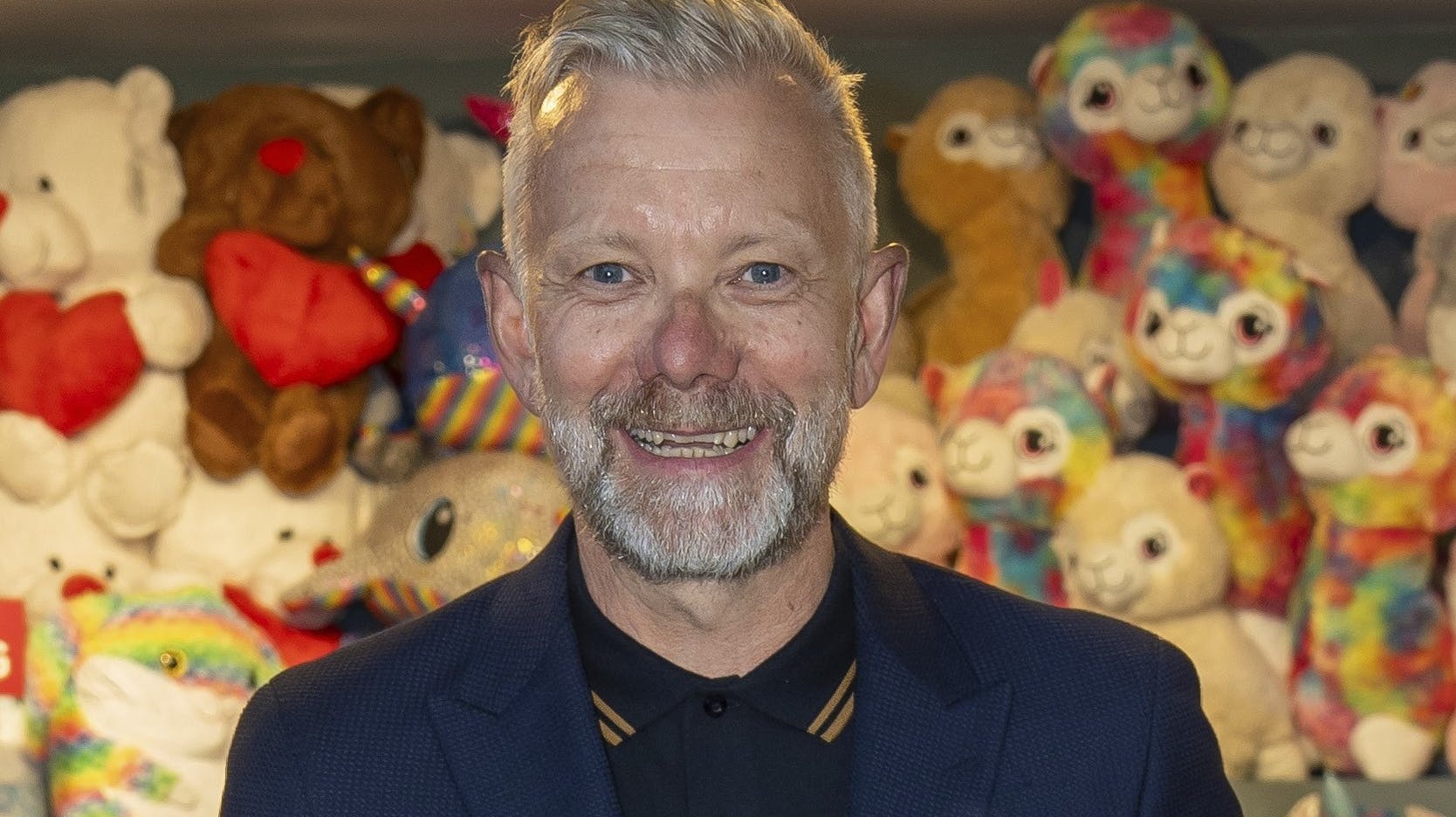 Casper Christensen blev tilbage i maj en del af tøjfirmaet Dunville Apparel. Et tøjmærke som kong Frederik tilsyneladende holder af. 