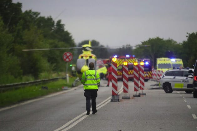 Moren og faren blev dræbt i ulykken, mens børnene blev hastet til hospitalet