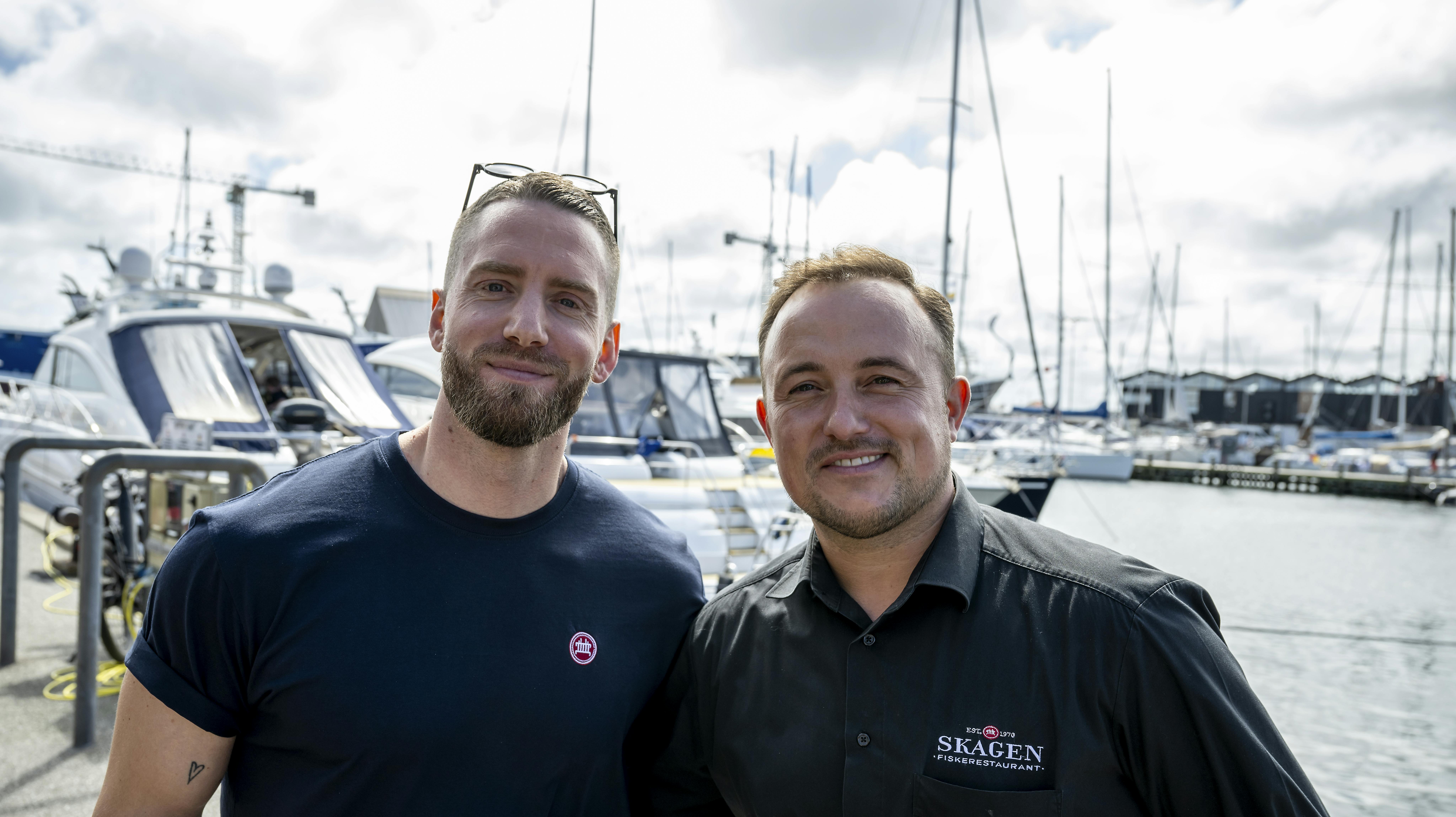 Thomas Evers Poulsen og kæresten Sæpór hygger og arbejder i Skagen i uge 29