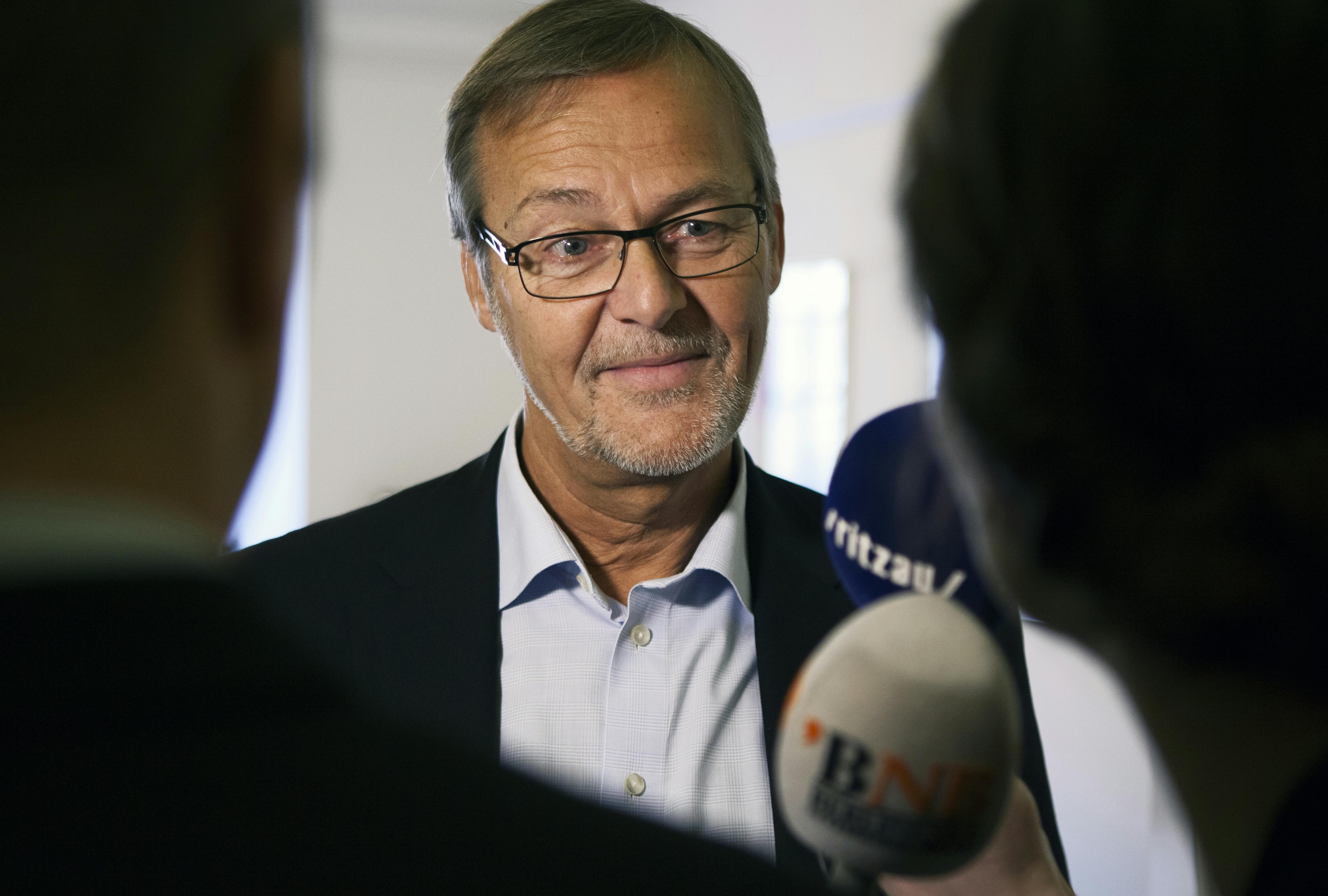 Ole Sohn tjente penge på at agere konsulent for virksomheder, samtidig med at han sad som lovgiver i Folketinget.