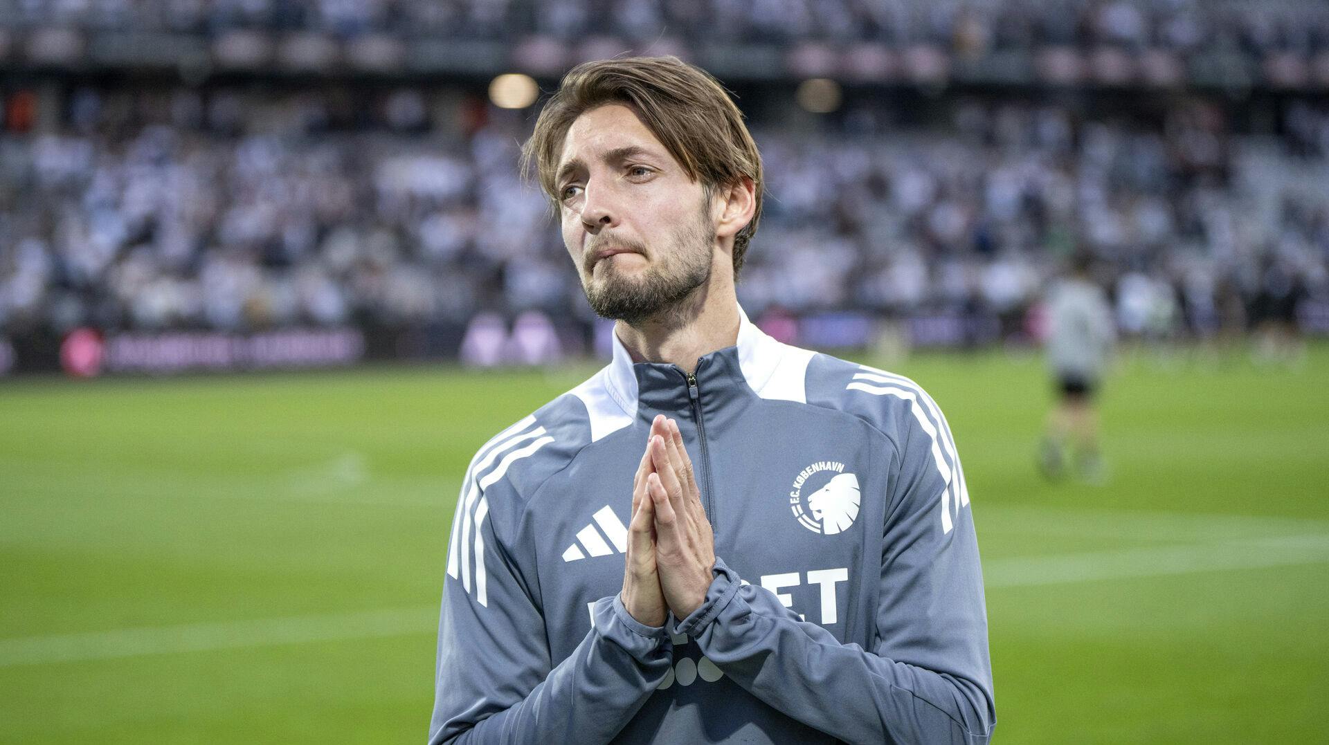 Rasmus Falk må for en stund lægge FCK bag sig, mens han og konen tager sig af den lille ny.