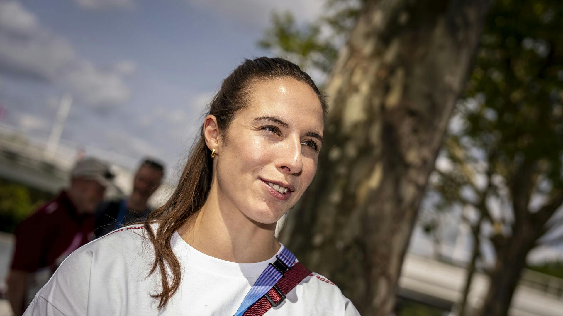 Louise Burgaard i OL-byen. 