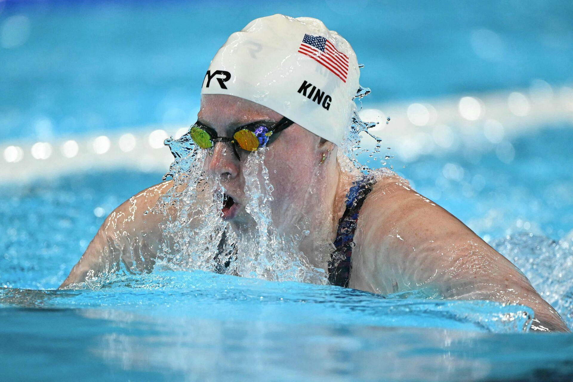 Amerikanske Lilly King er en af mange elitesvømmere, der indrømmer at tisse i vandet.