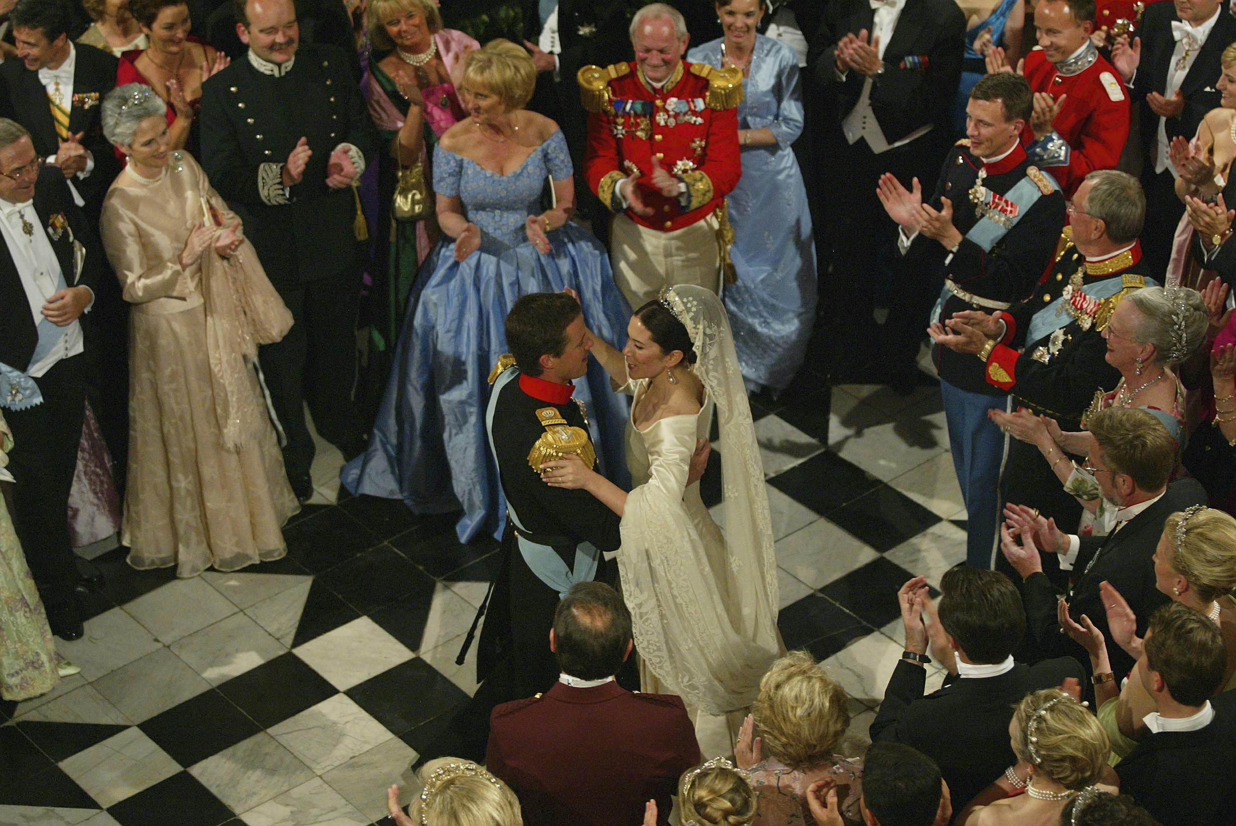 Per Thornit arbejdede for kongehuset i 25 år og blev blandt andet kaldt Frederiks reservefar. Nu er den tidligere hofchef død