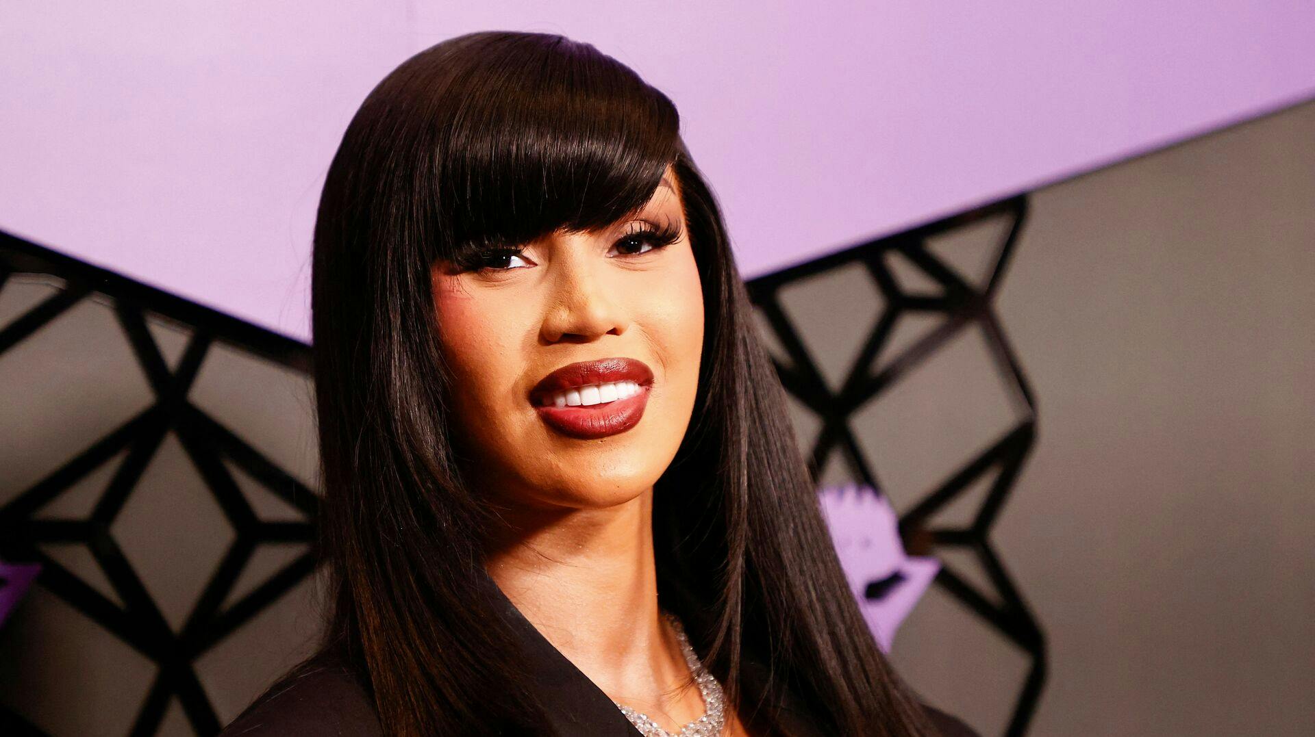Rapper Cardi B er gravid med sit tredje barn.