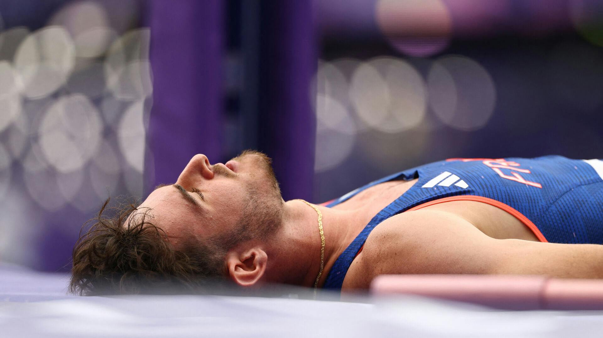 Anthony Ammiratis ædlere dele var i weekenden skyld i, at han ikke kvalificerede sig i mændenes stangspring.