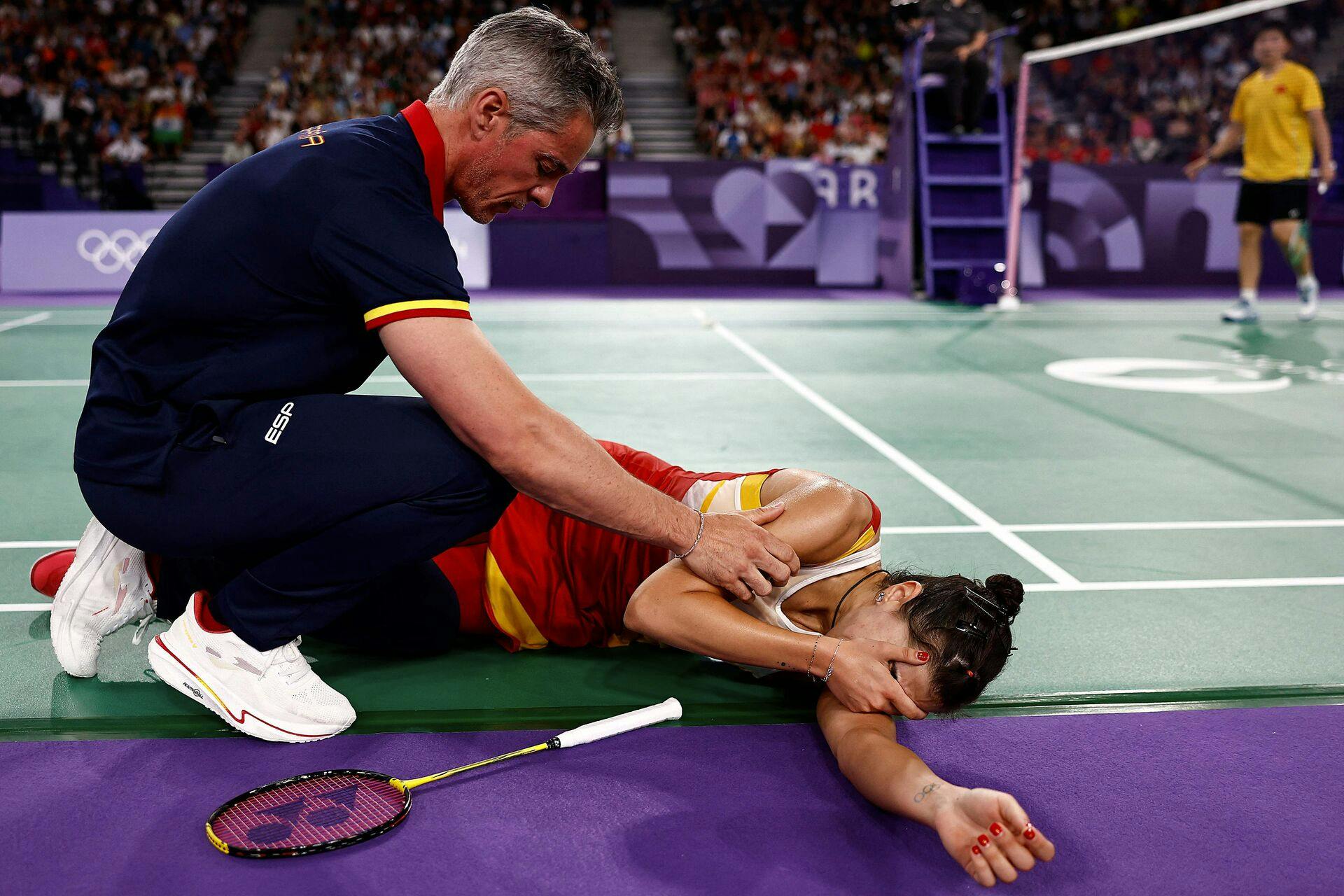 Carolina Marin lå grædende og i store smerter efter faldet under OL-semifinalen.