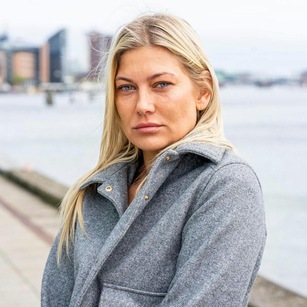 Pernille Nygaard har taget sig en fornem universitetsuddannelse, men kan ikke bruge den, mener hun.