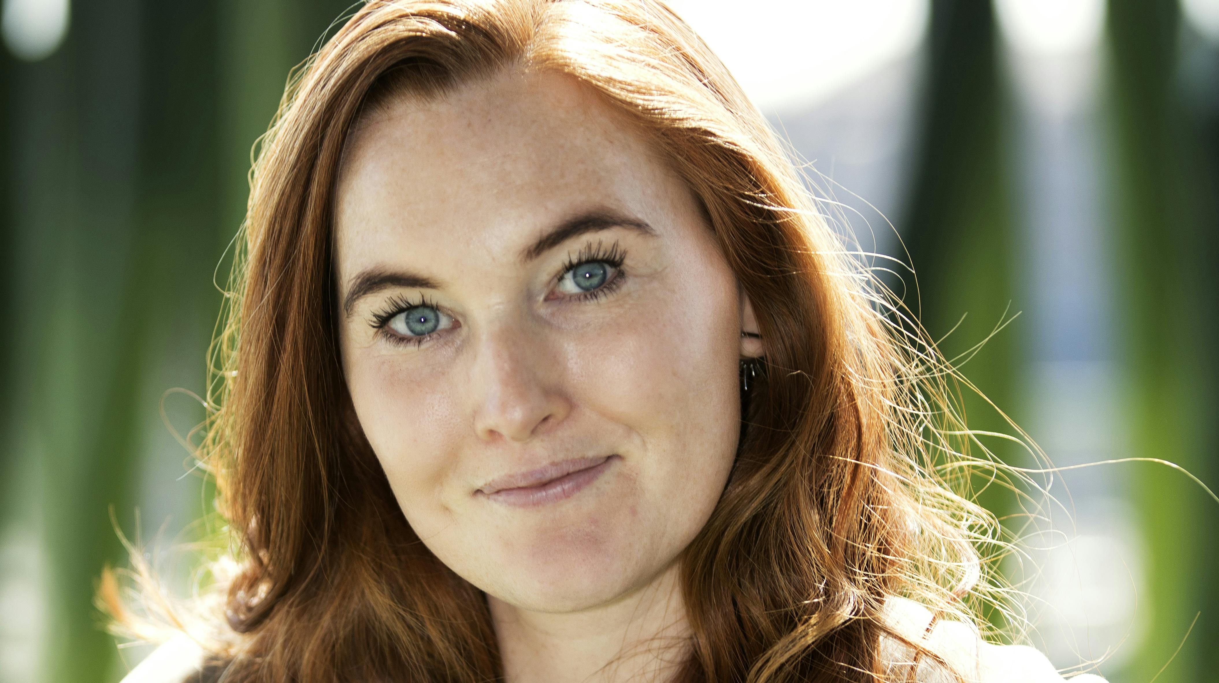 Louise Gade Sig får mange kommentarer – af forskellig karakter – når hun toner frem på DR for at give danskerne en vejrprognose.