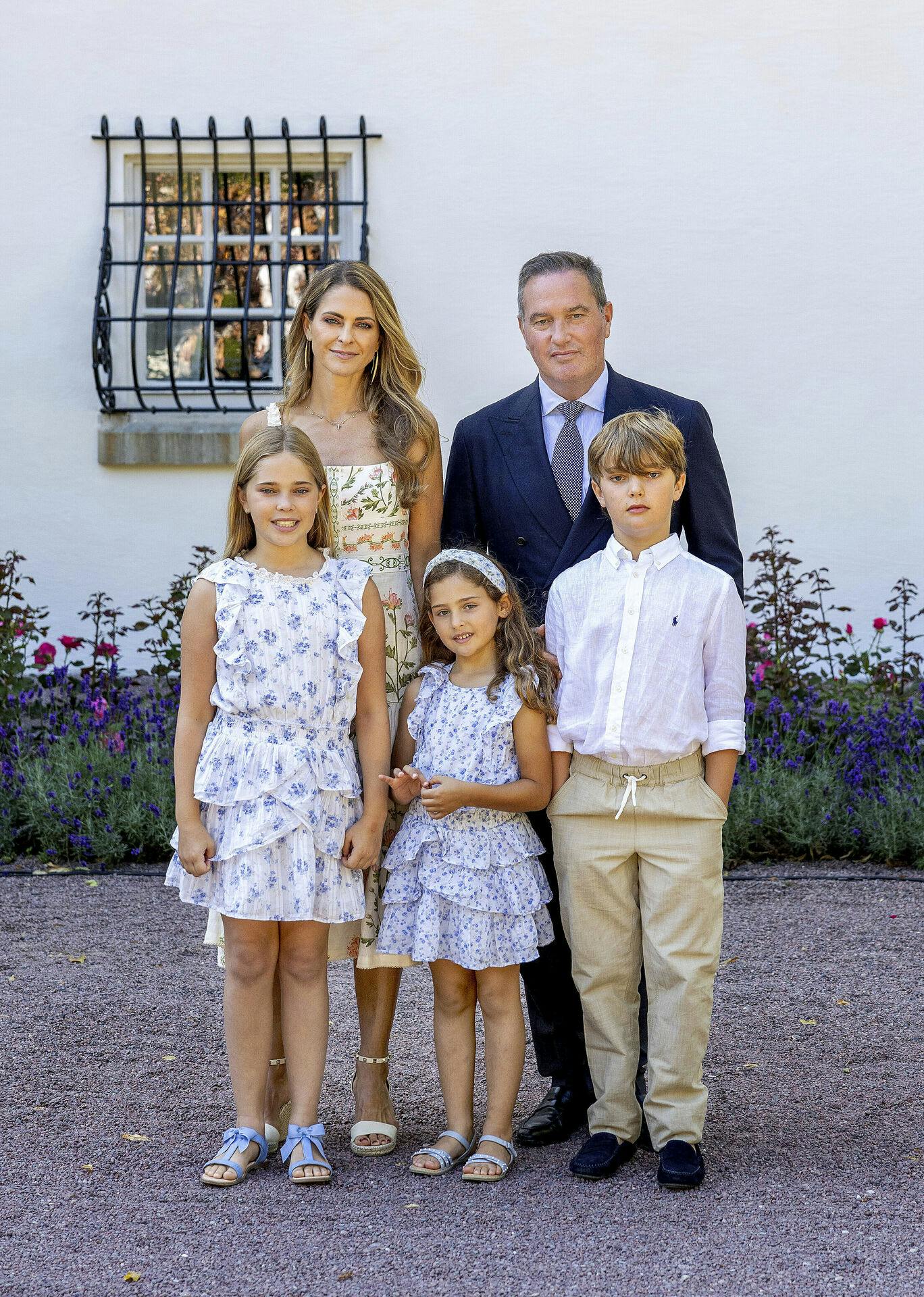 Prinsesse Madeleine, Christopher O'Neill, prinsesse Leonore, prins Nicolas og prinsesse Adrienne til kronprinsesse Victorias 47 års fødselsdag den 14. juli.