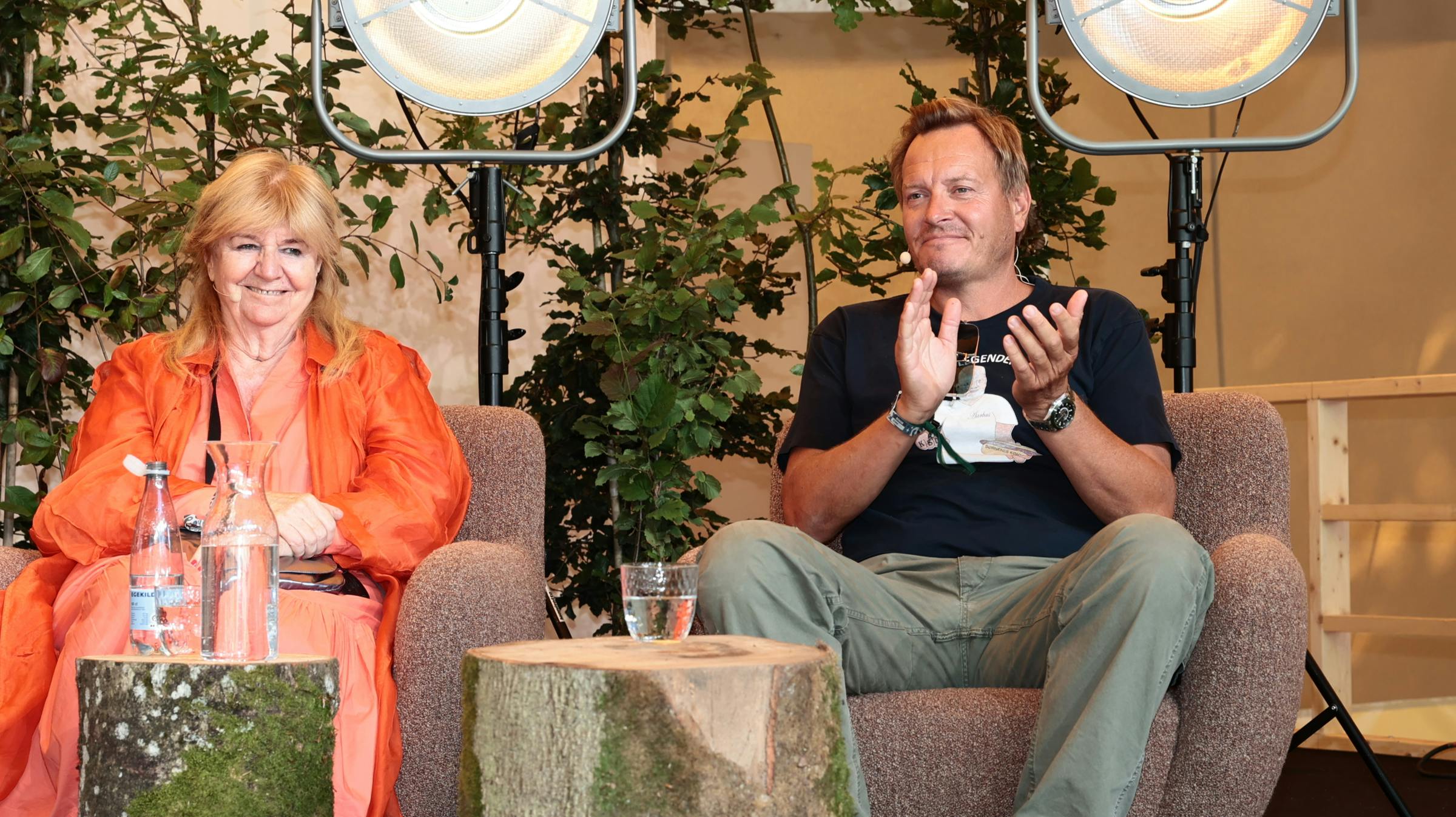 TV 2-korrespondenten havde fundet vej til Smukfest, hvor han sammen med kollegaen Ulla Terkelsen fortalte om sin professionelle karriere. 