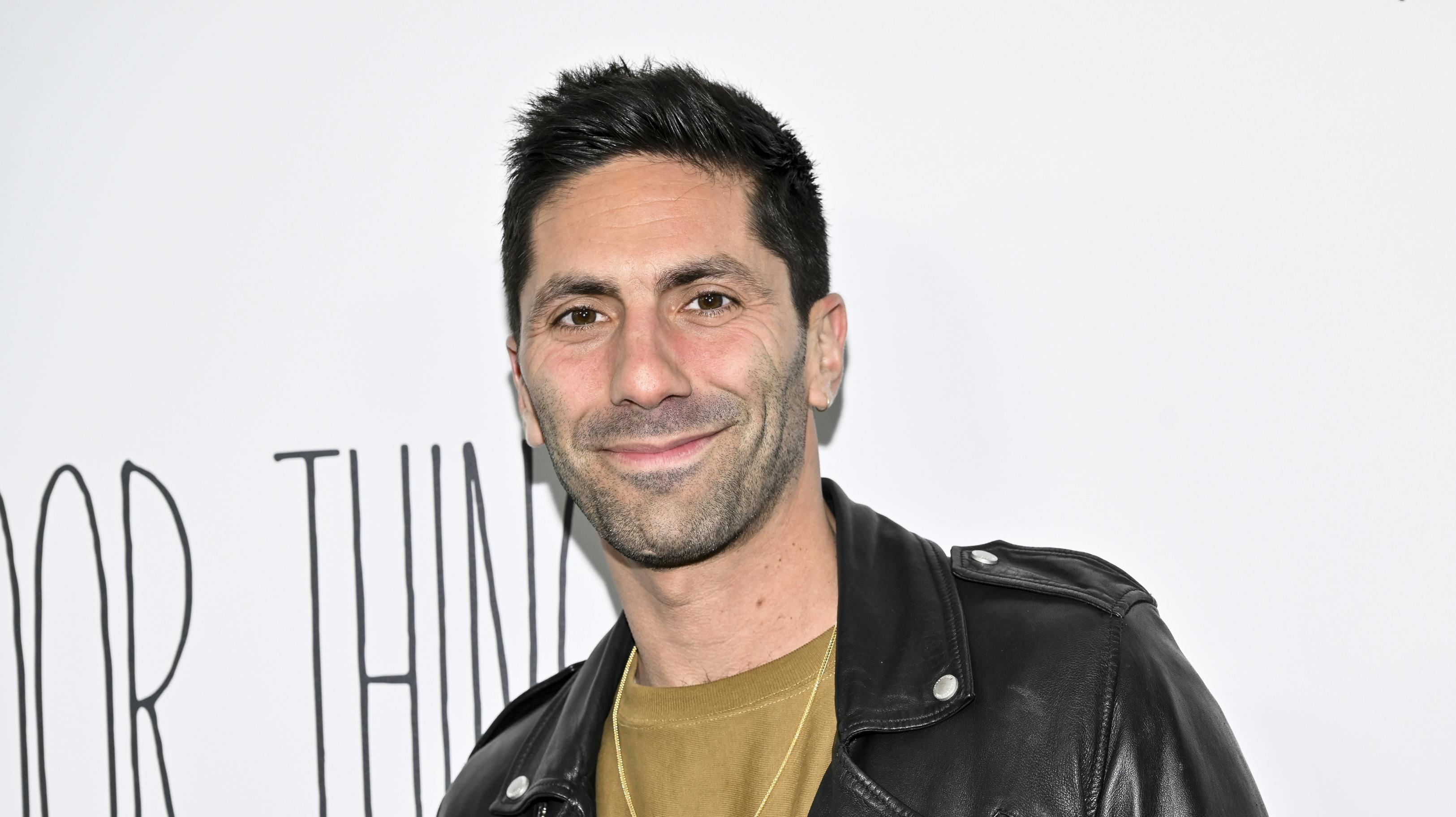 Nev Schulman har brækket nakken i en slem ulykke.