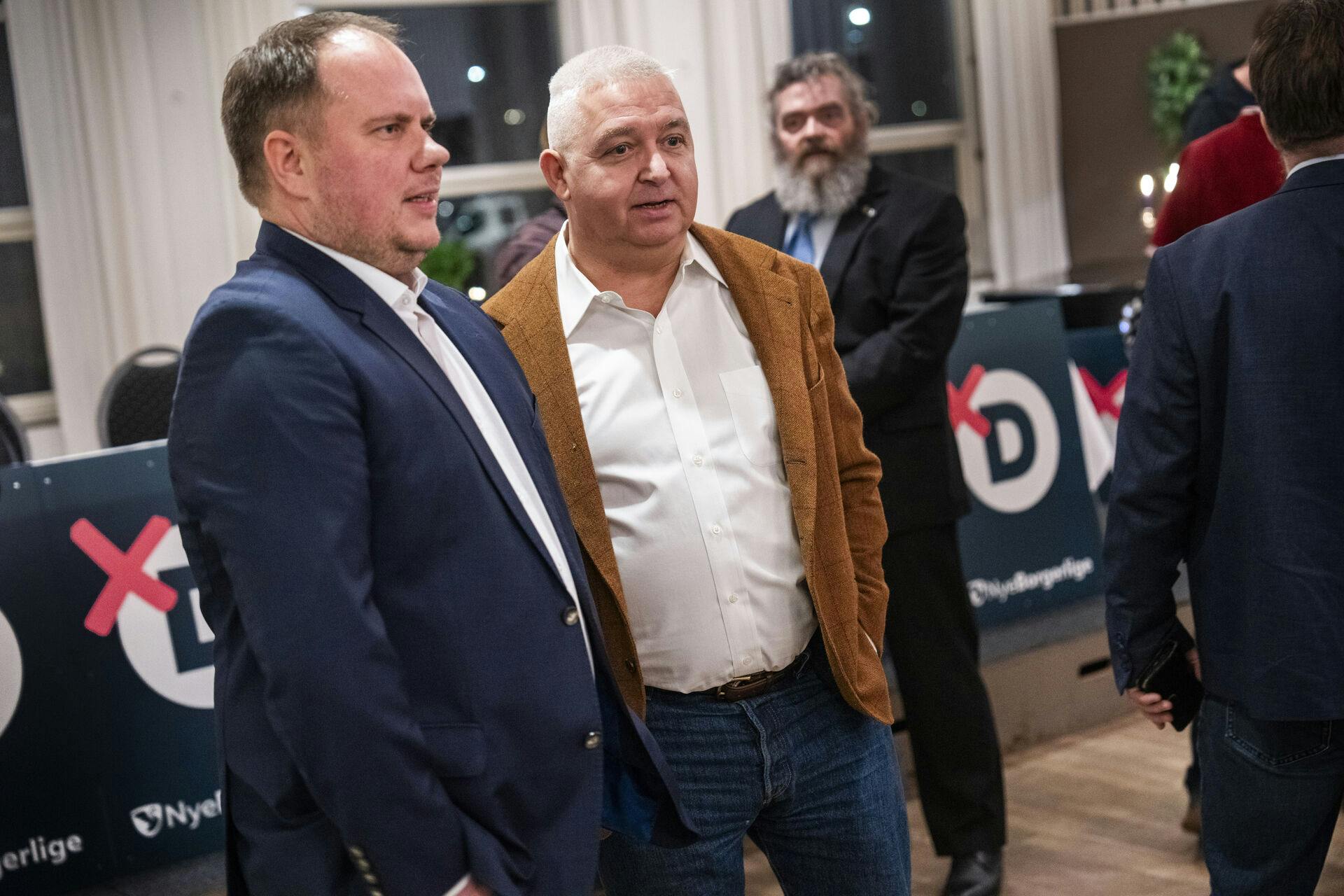 Martin Henriksen og Kenneth Korsbæk, Gentofte lokalforening, Nye Borgerlige. Medlemmer af Nye Borgerlige mødes på Skævinge Kro i Nordsjælland lørdag den 20. januar 2024.