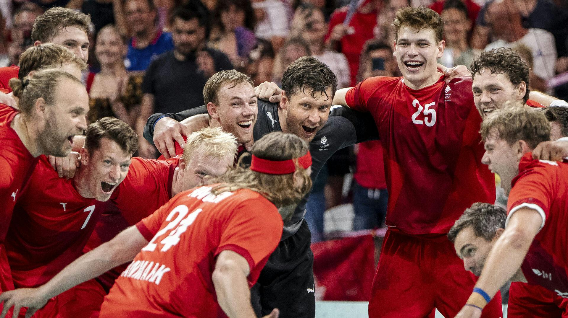 Det gik vildt for sig, efter at de danske håndboldherrer søndag vandt guld.