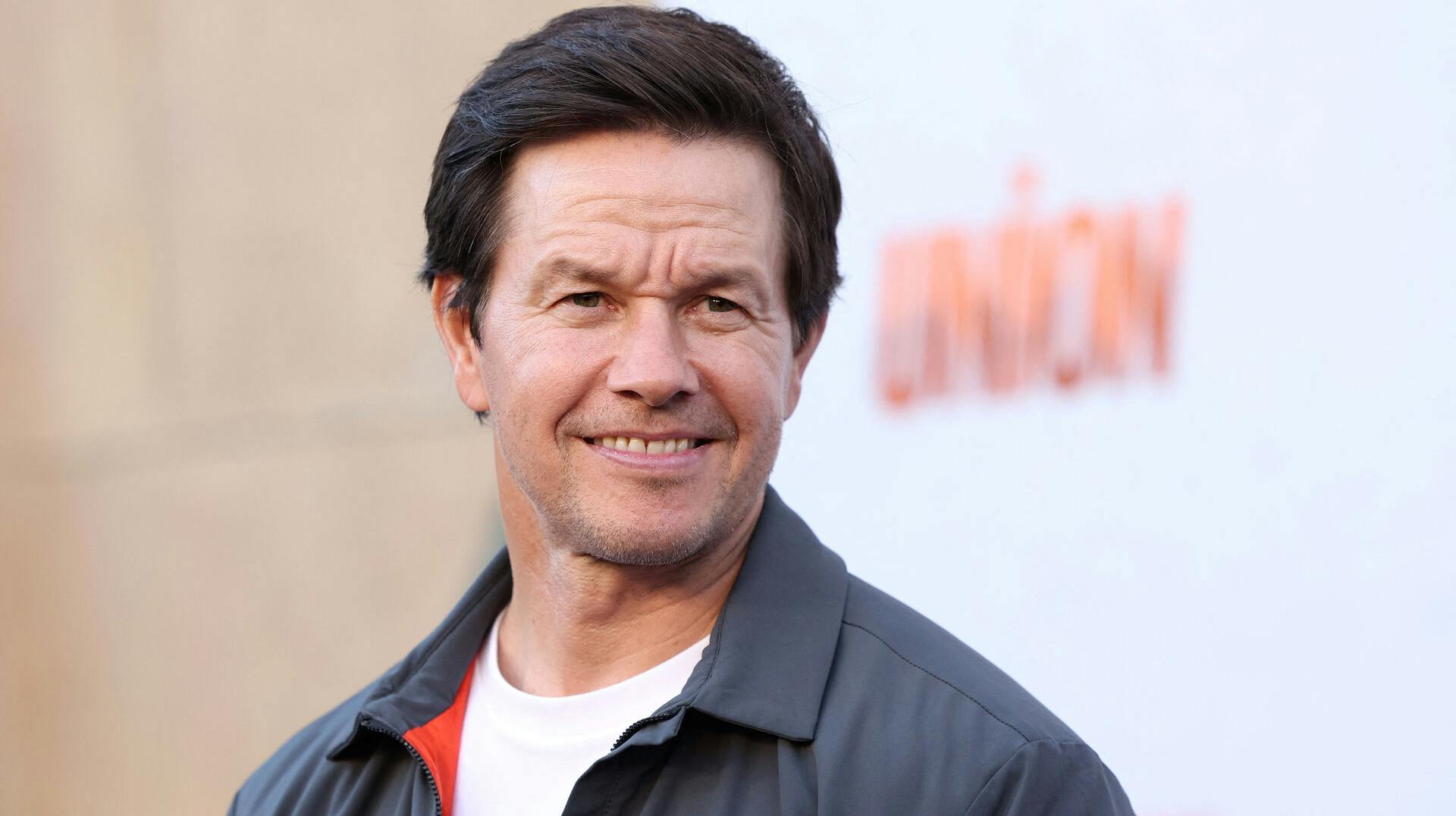 53-årige Mark Wahlberg havde tre ud af fire unger med på den røde løber.