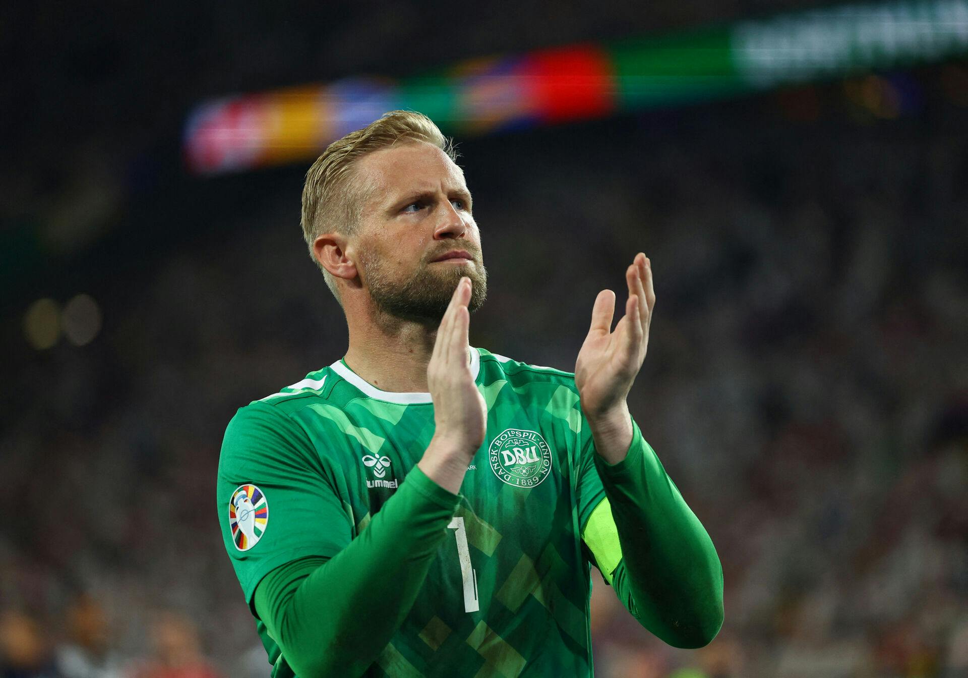 Kasper Schmeichel beholder sin plads i landsholdsburet på torsdag. Men han er dog blevet fravalgt som anfører, da Pierre-Emile Højbjerg i stedet er ny dansk landsholdsanfører.