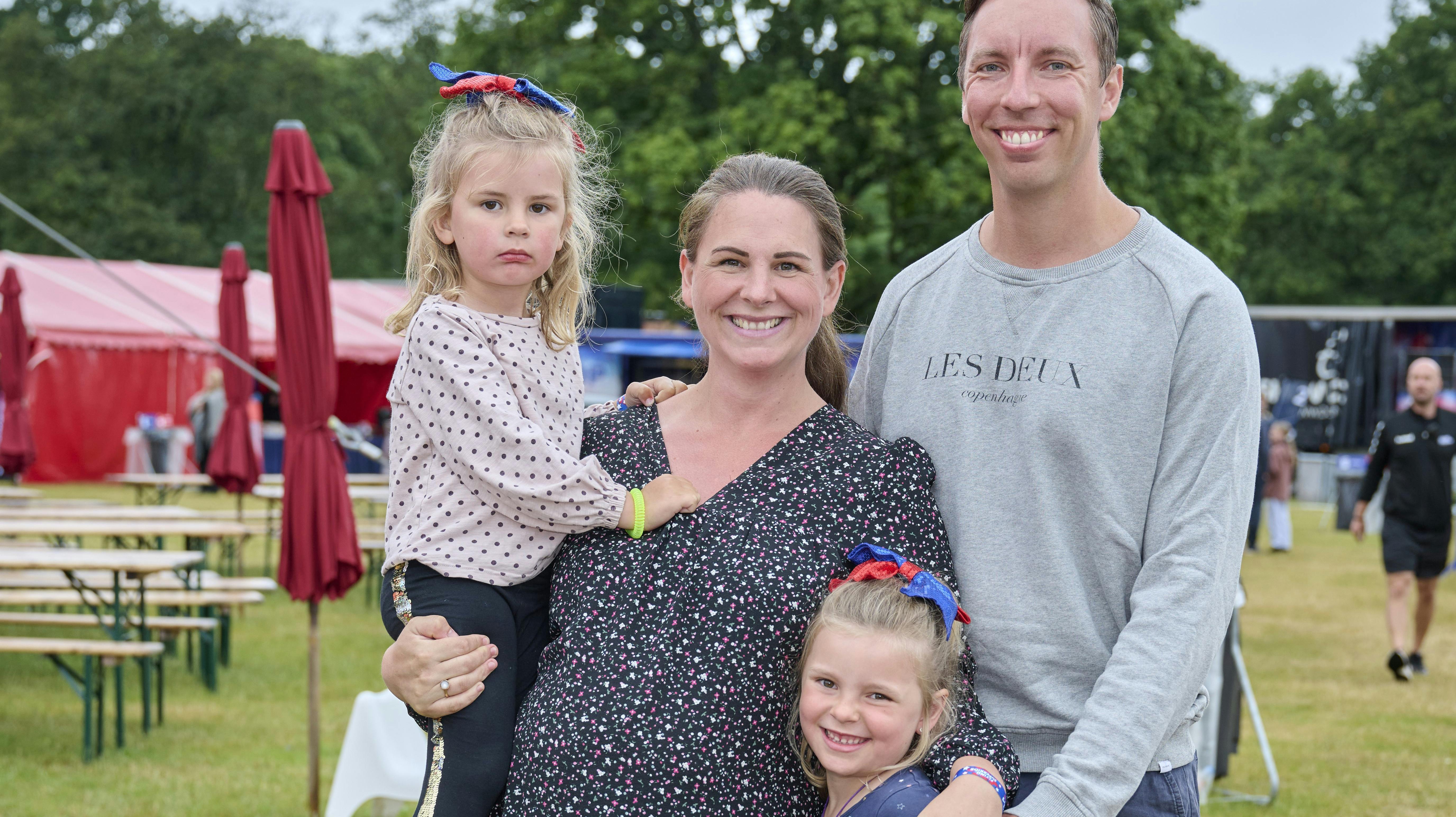 Mette Abildgaard blev mor til sønnen Arthur for snart to uger siden. Men tiden efter fødslen har budt på en akut indlæggelse for det nyfødte familiemedlem. Det fortæller Mette Abildgaard mandag aften på Instagram.