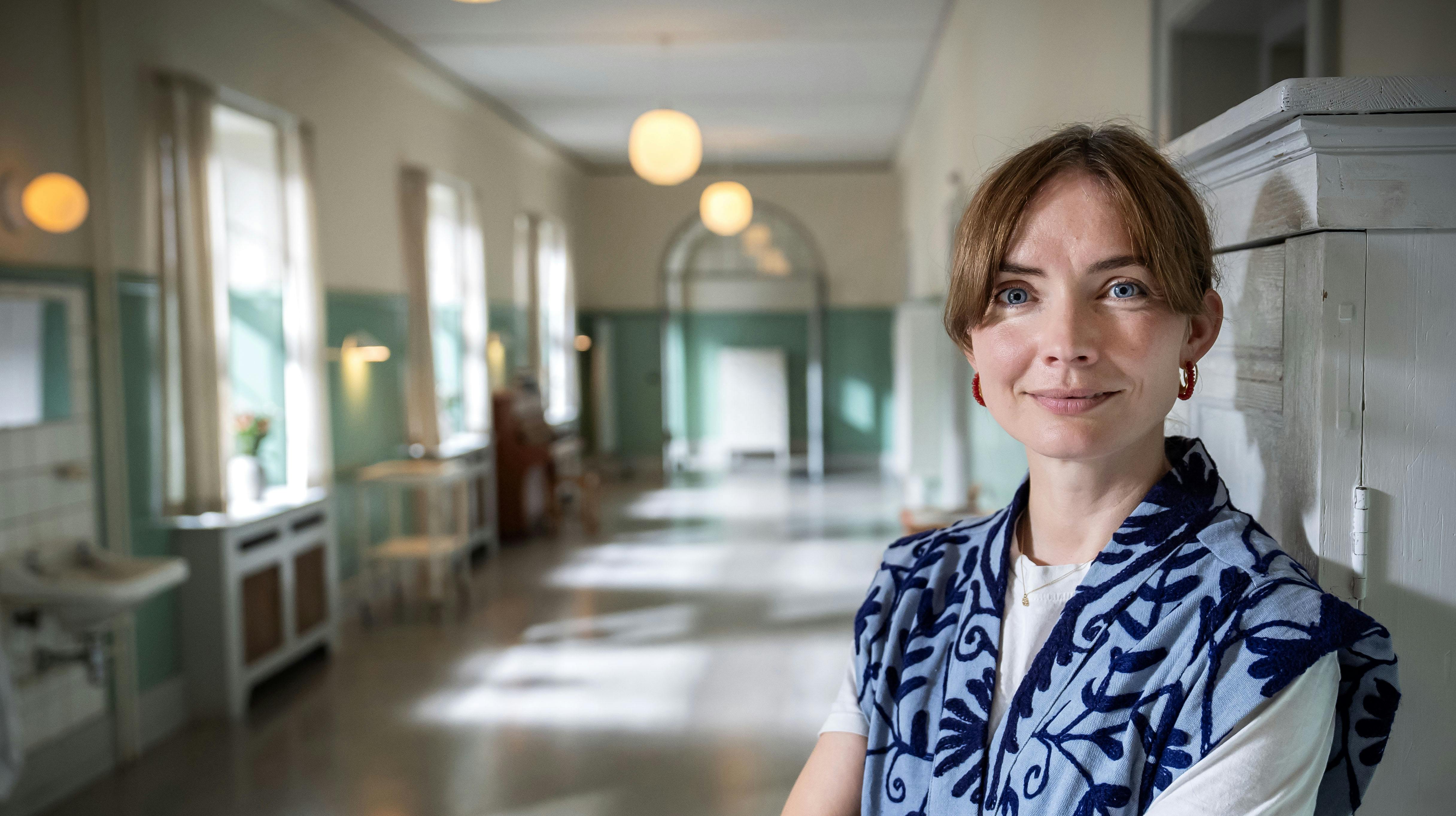 Neel Rønholt fylder 40 i år, og hun har to døtre med skuespilleren Jens Sætter-Lassen.