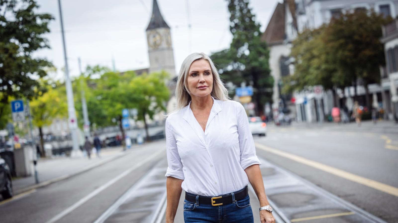 SE og HØR fandt forleden Janni Ree i Schweiz. Nu fortæller hun, at alpelandet måske kan ende med at blive hendes nye hjem.