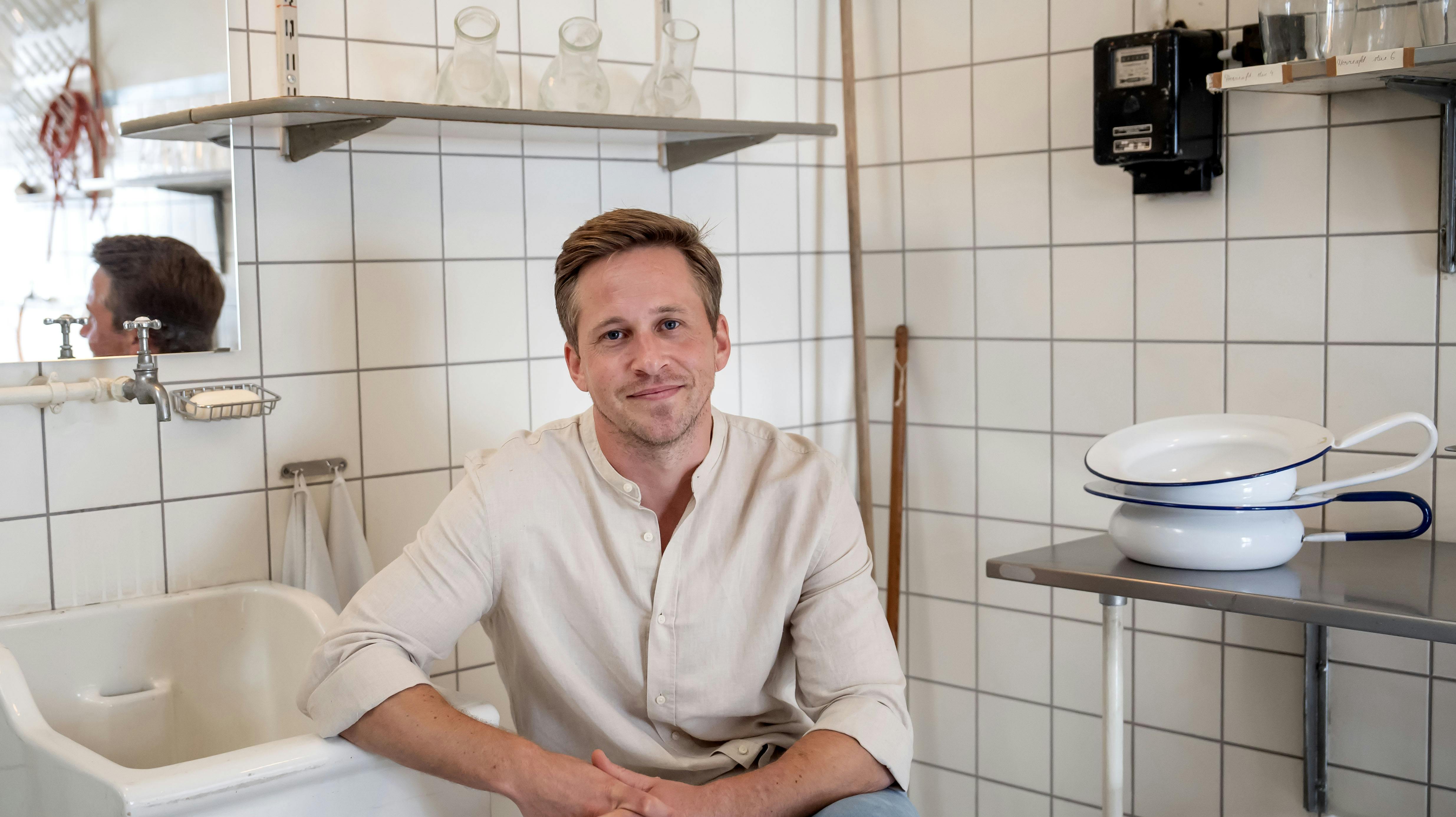 Jakob Åkerlind har tilbragt en del af sommeren på hospitalet og i sygesengen, fordi han væltede på cykel.