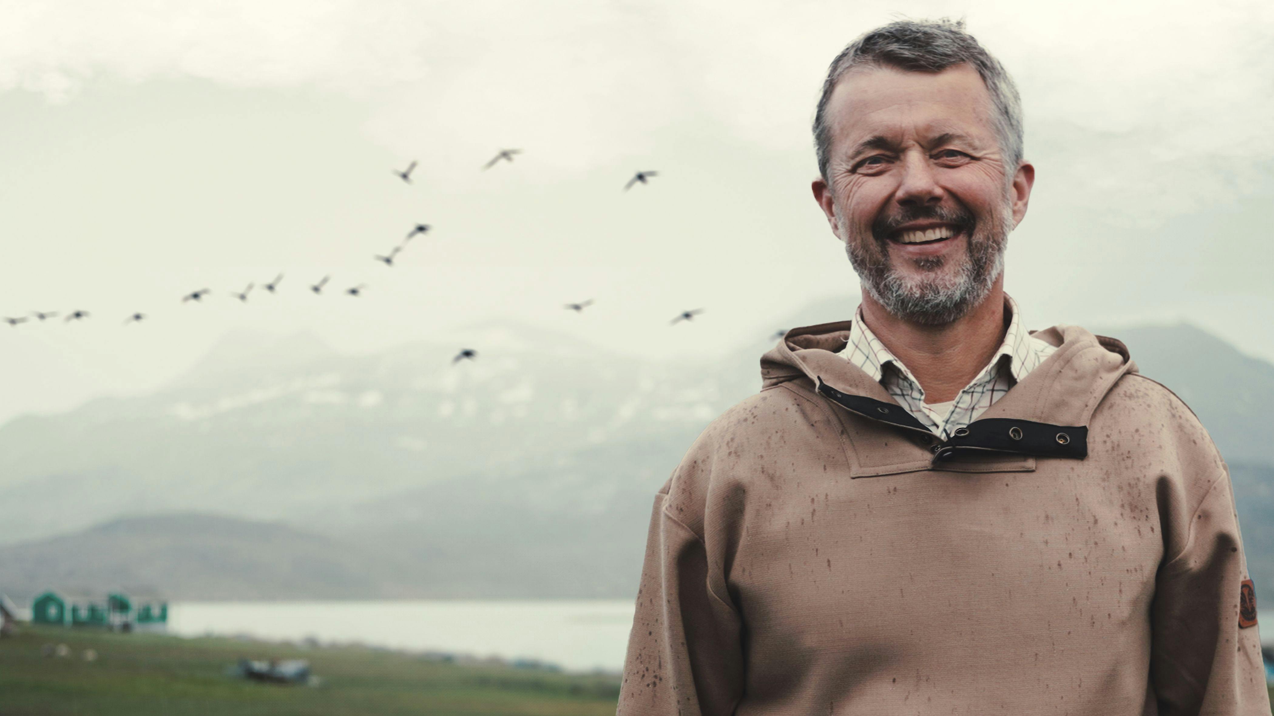 Kong Frederiks første officielle besøg i Grønland som konge, kan snart ses i programmet "Frederik X – Konge af Grønland" på DR.