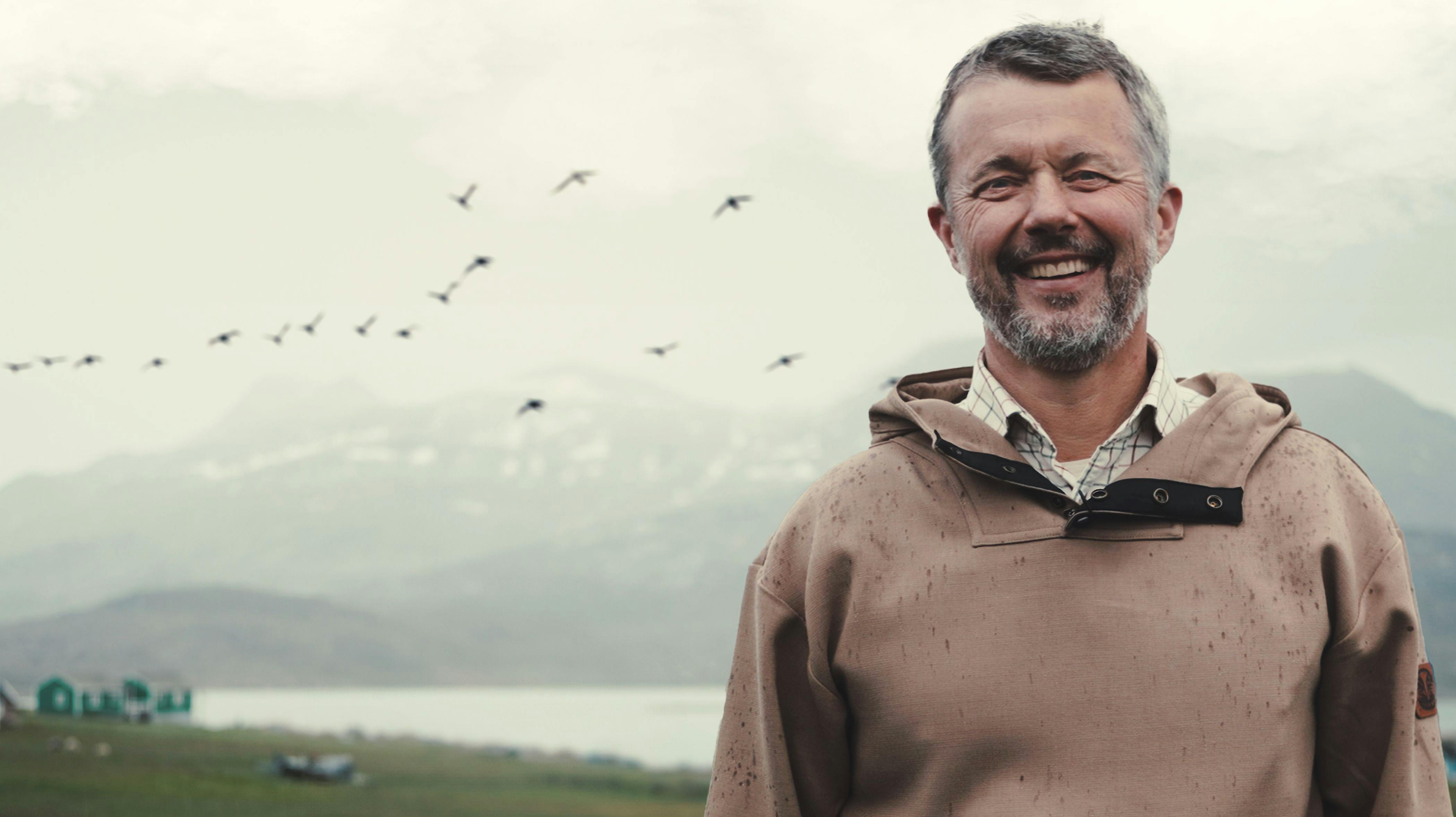 Kong Frederiks første officielle besøg i Grønland som konge, kan snart ses i programmet "Frederik X – Konge af Grønland" på DR.