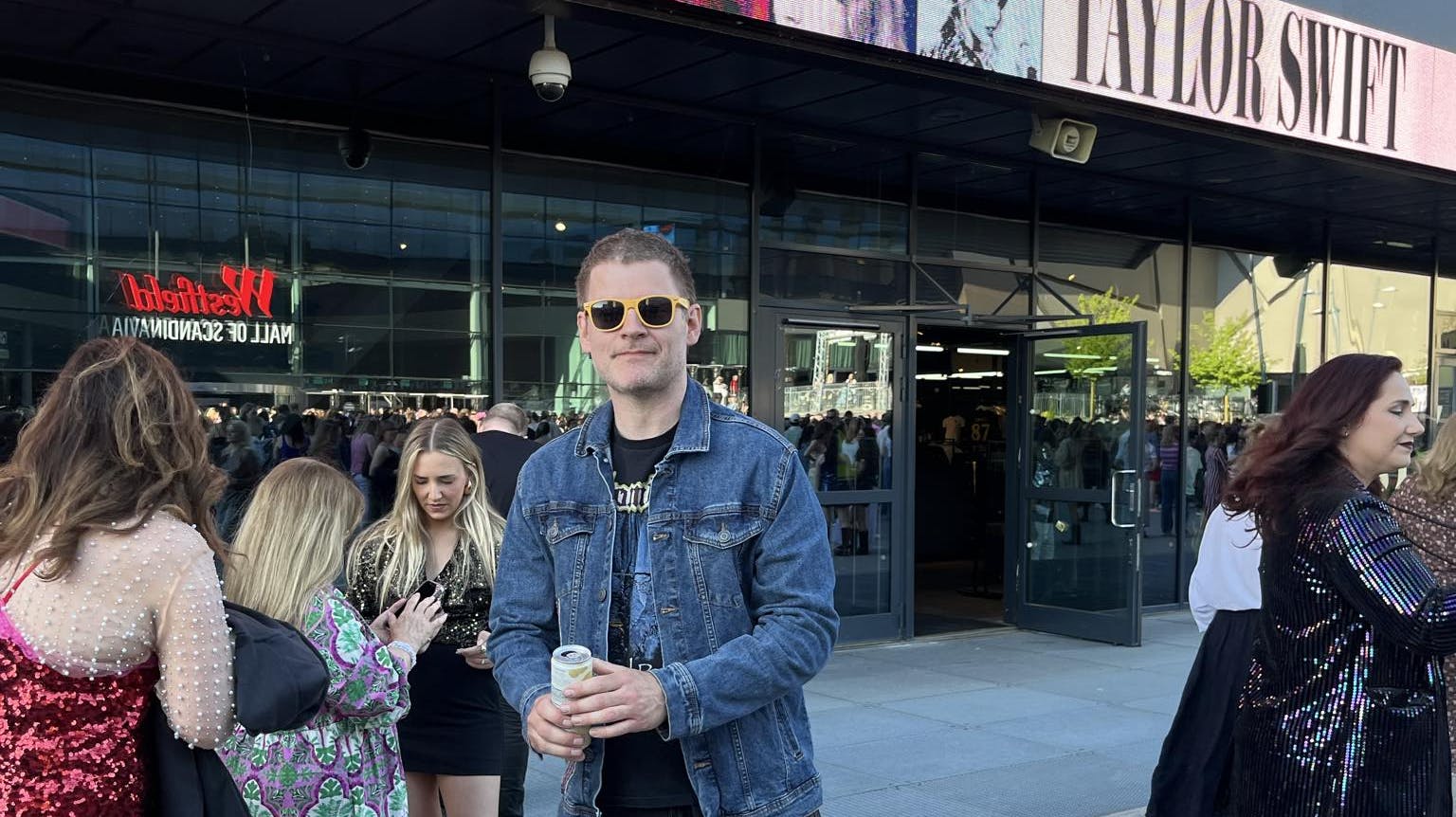 Claus Michaelsen følte sig en smule malplaceret, da han i maj var i Stockholm for at opleve Taylor Swift live. 