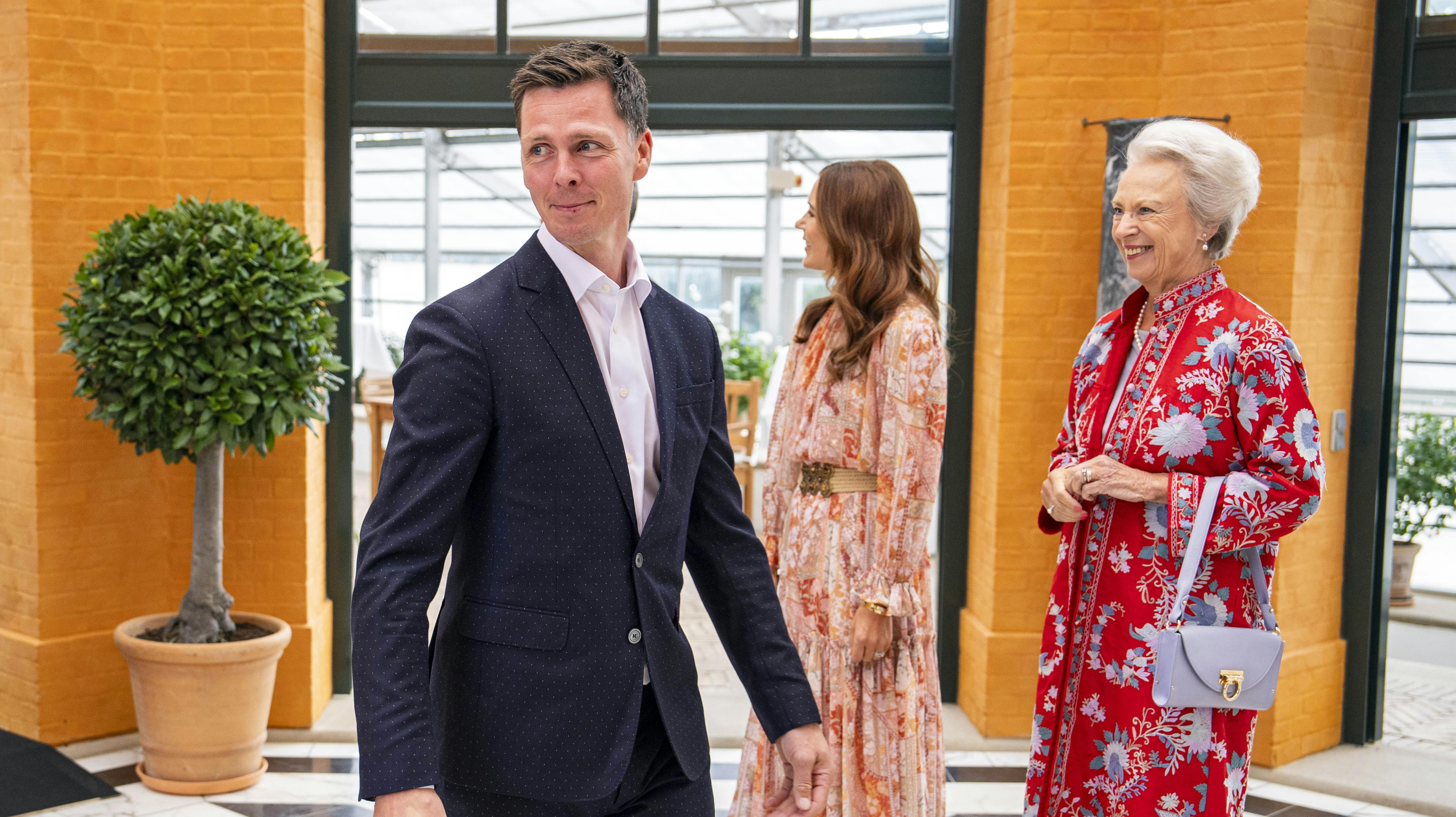 Torsdag fik Hans Lindberg fornøjelse af at møde kongeparret endnu en gang. Men særligt kong Frederik er langt fra et ukendt ansigt for den 43-årige håndboldlegende.