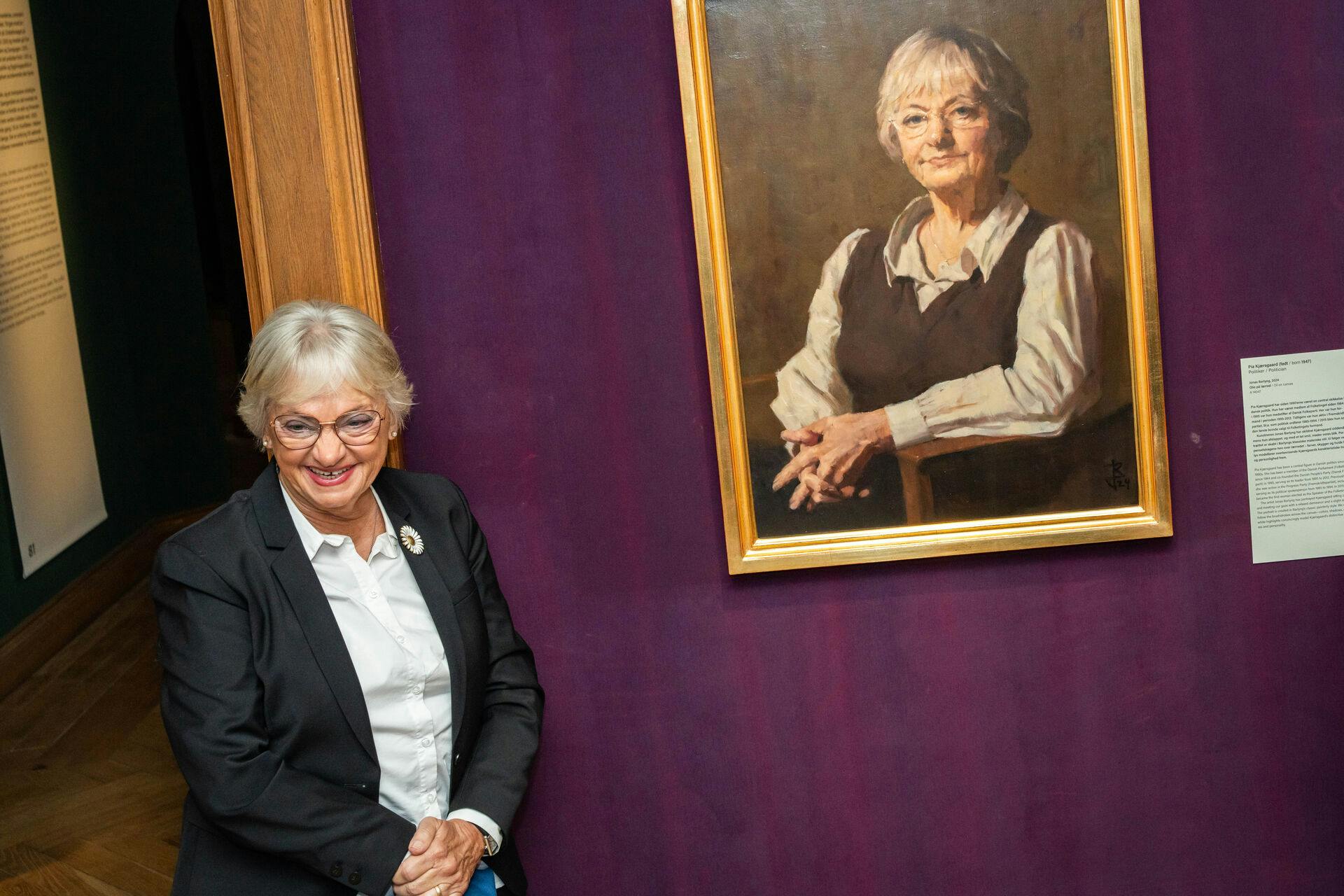 Pia Kjærsgaard til afsløringen hendes portræt på Det Nationalhistoriske Museum, Frederiksborg Slot, Hillerød, lørdag den 14. september 2024. Portrættet er malet af portrætmaler Jonas Barlyng. (Foto: Emil Nicolai Helms/Scanpix 2024)