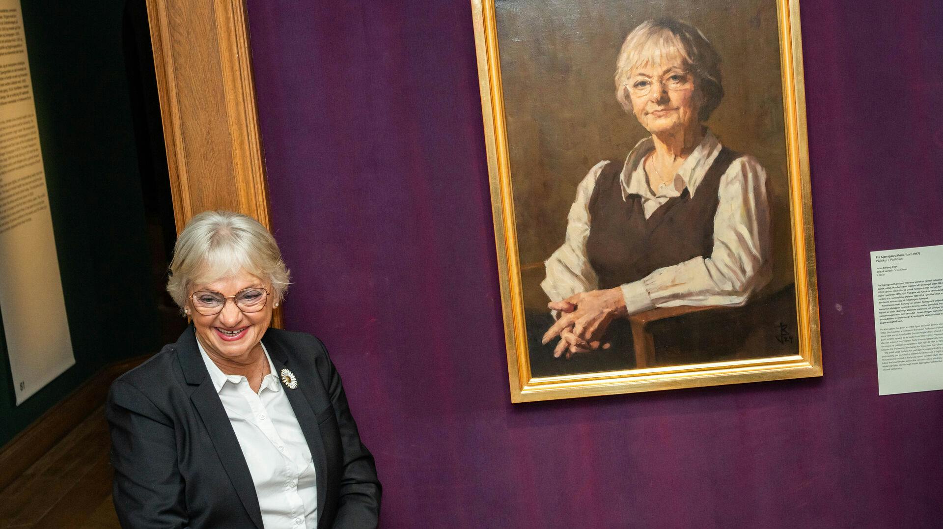 Pia Kjærsgaard til afsløringen hendes portræt på Det Nationalhistoriske Museum, Frederiksborg Slot, Hillerød, lørdag den 14. september 2024. Portrættet er malet af portrætmaler Jonas Barlyng. (Foto: Emil Nicolai Helms/Scanpix 2024)