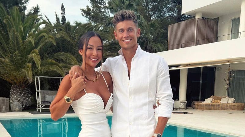 Atlético Madrid-stjernen Marcos Llorente og konen Patricia Noarbe afslører nu på Instagram, at parret venter sig en lille pige.